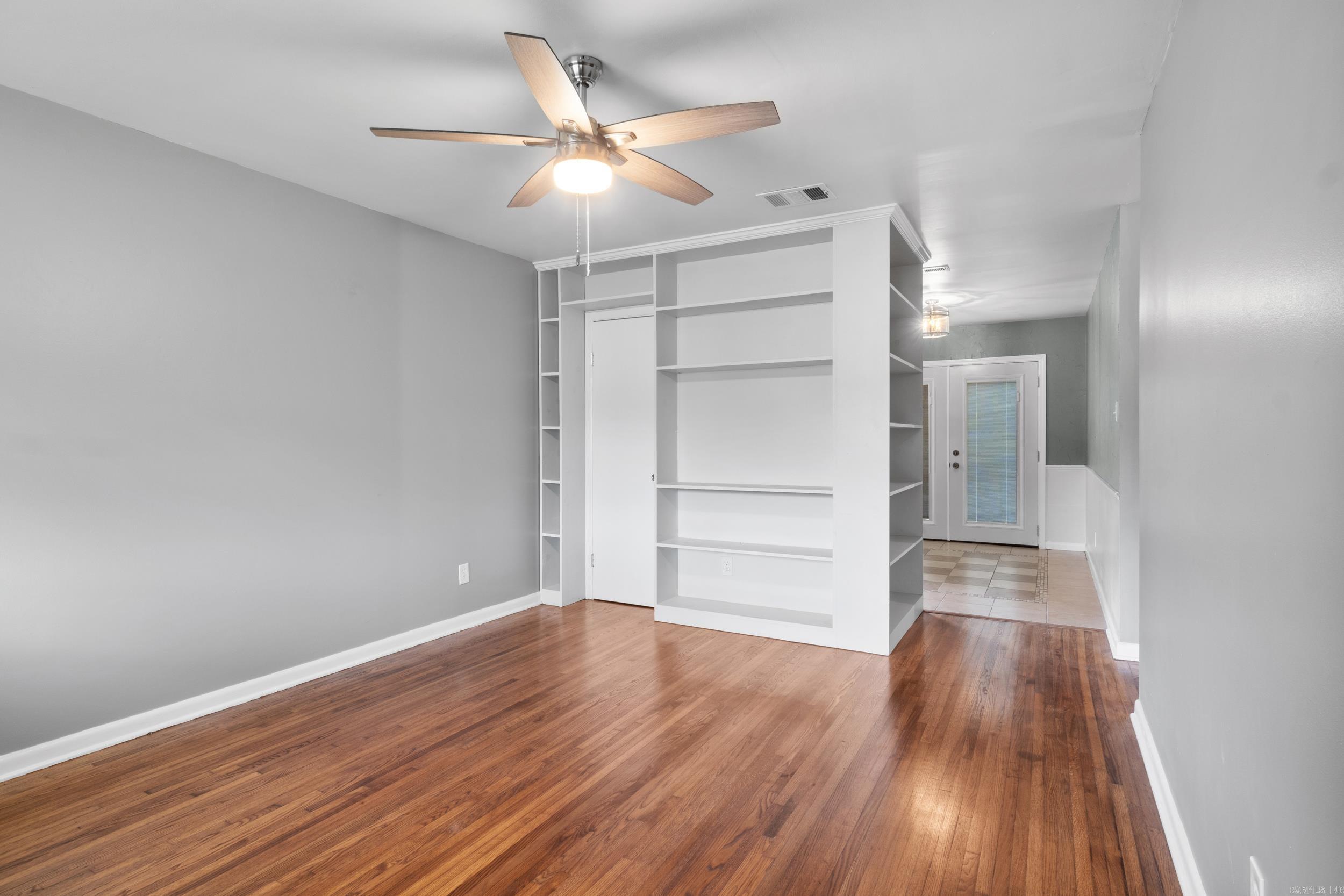 CLOVER HILL PLACE - Residential