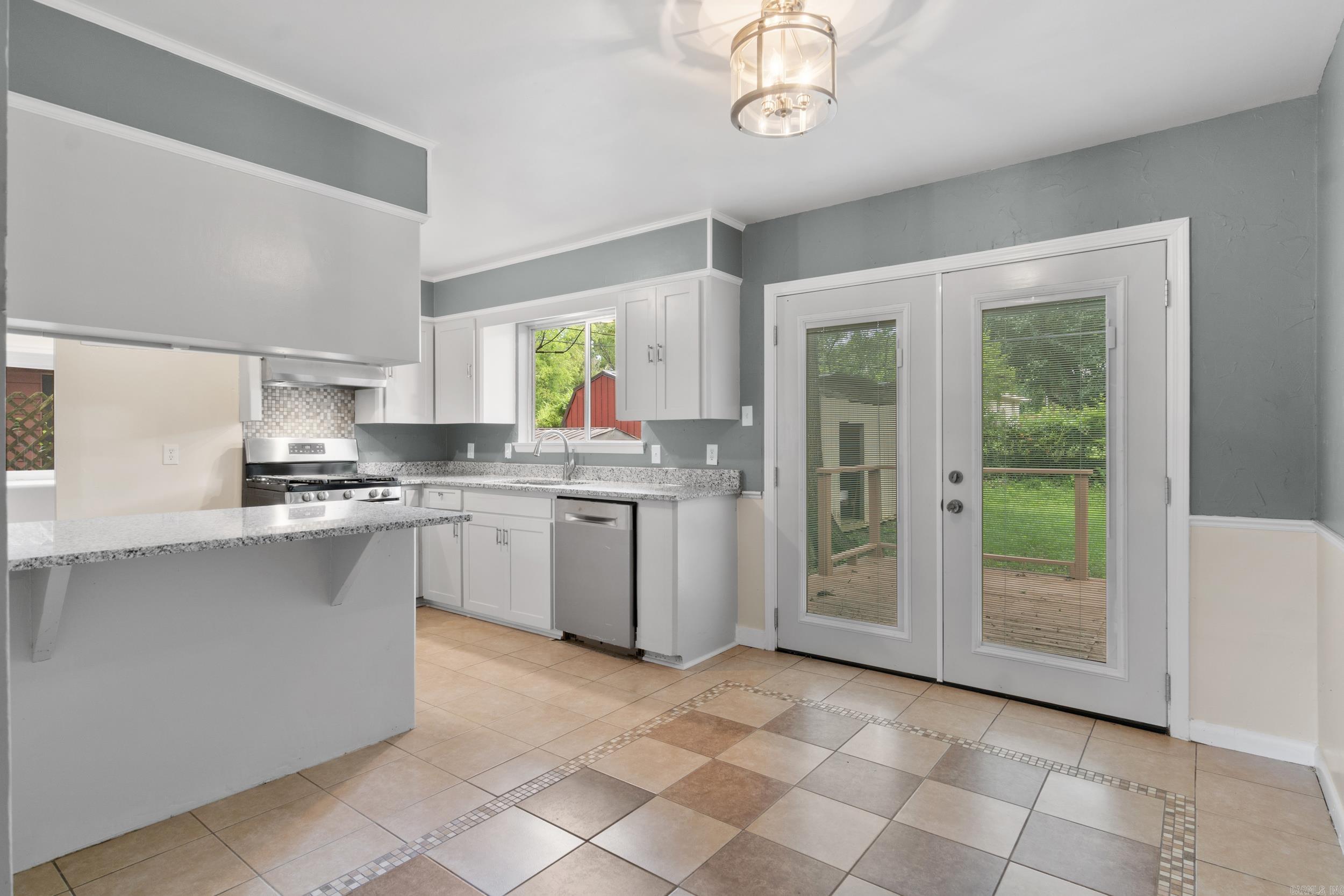 CLOVER HILL PLACE - Residential