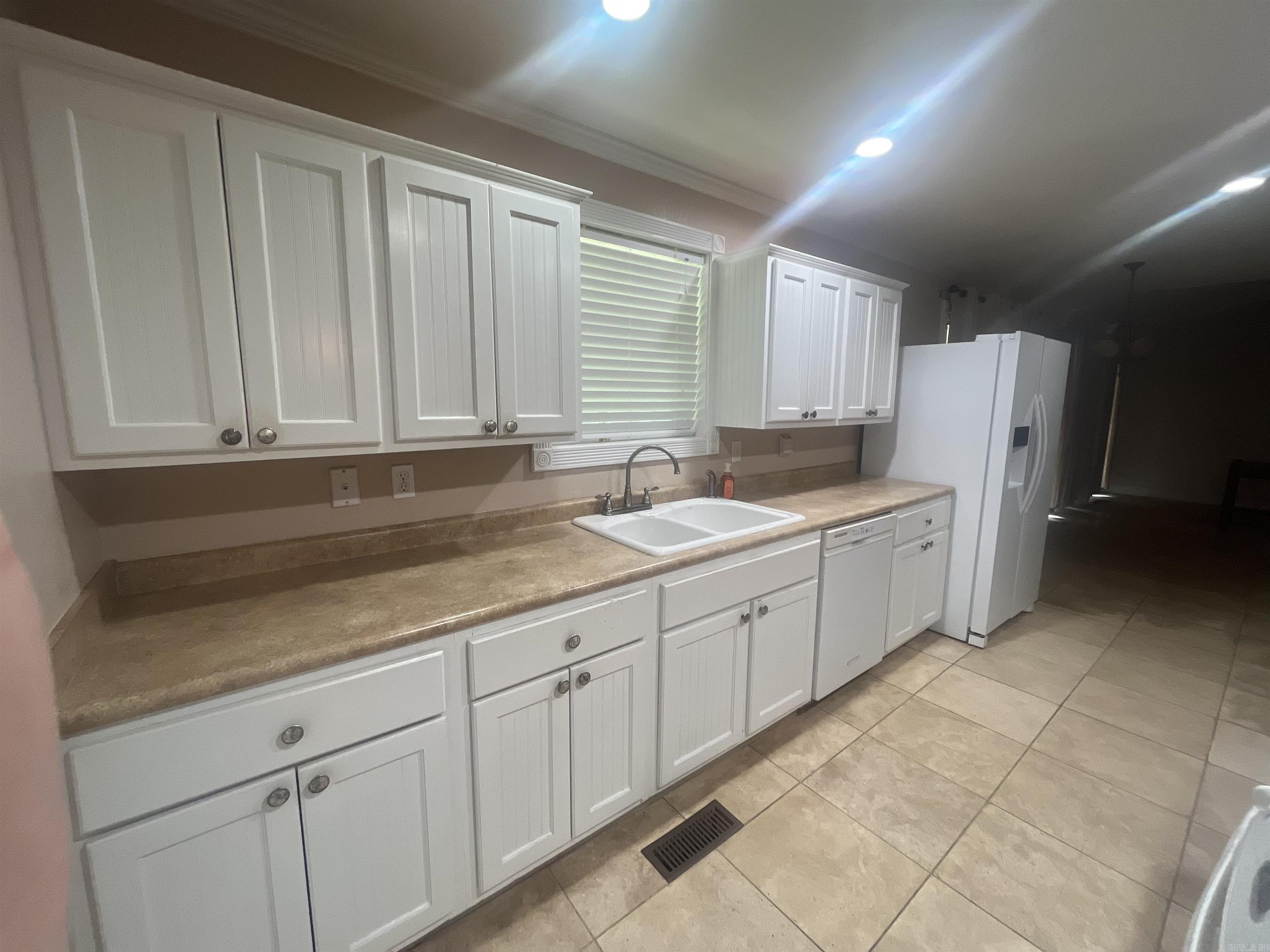 Lund and Hill Origtownmal - Residential