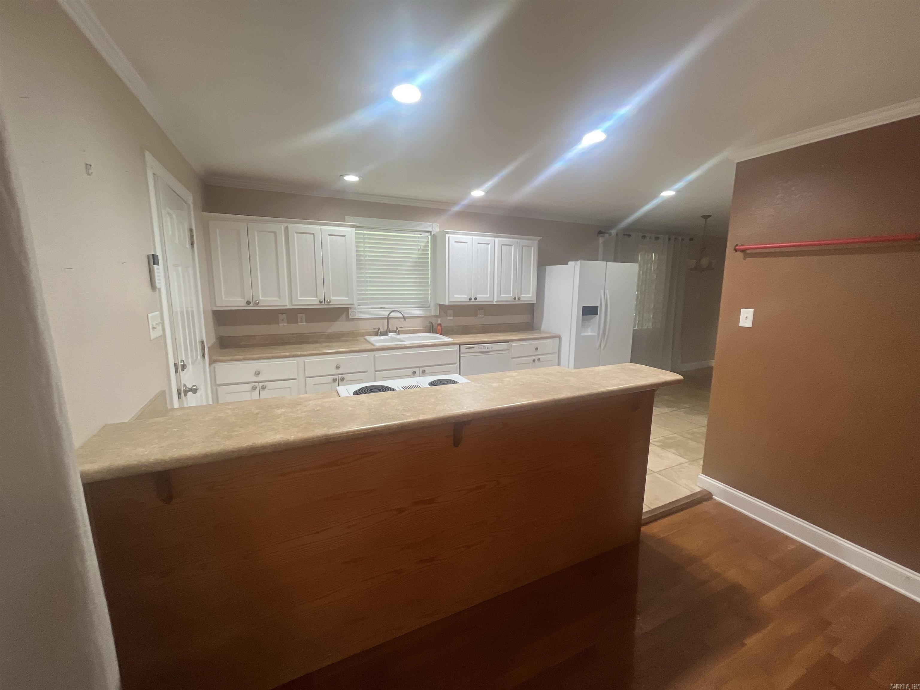 Lund and Hill Origtownmal - Residential