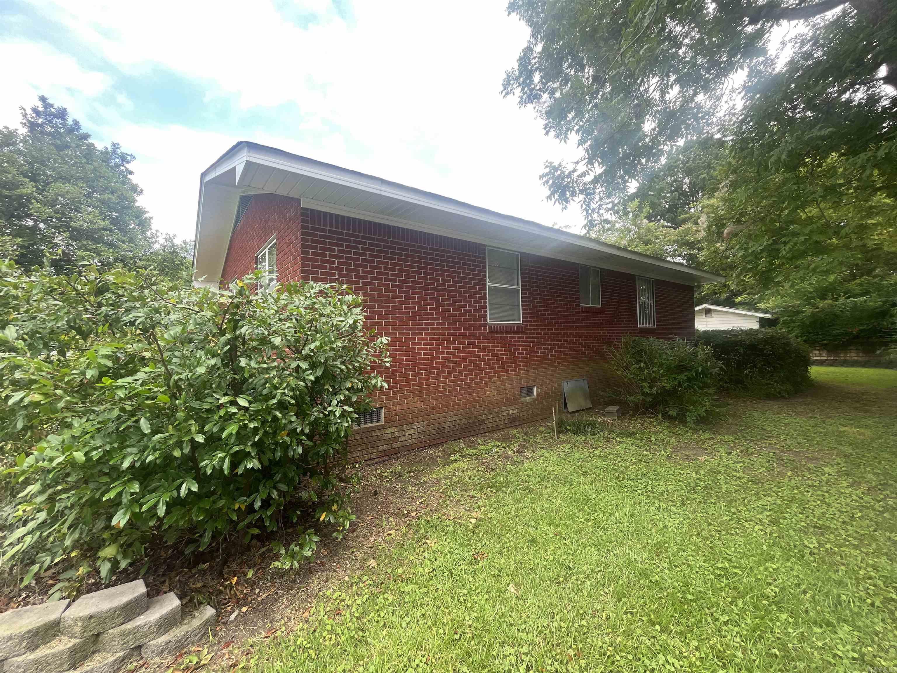 Lund and Hill Origtownmal - Residential