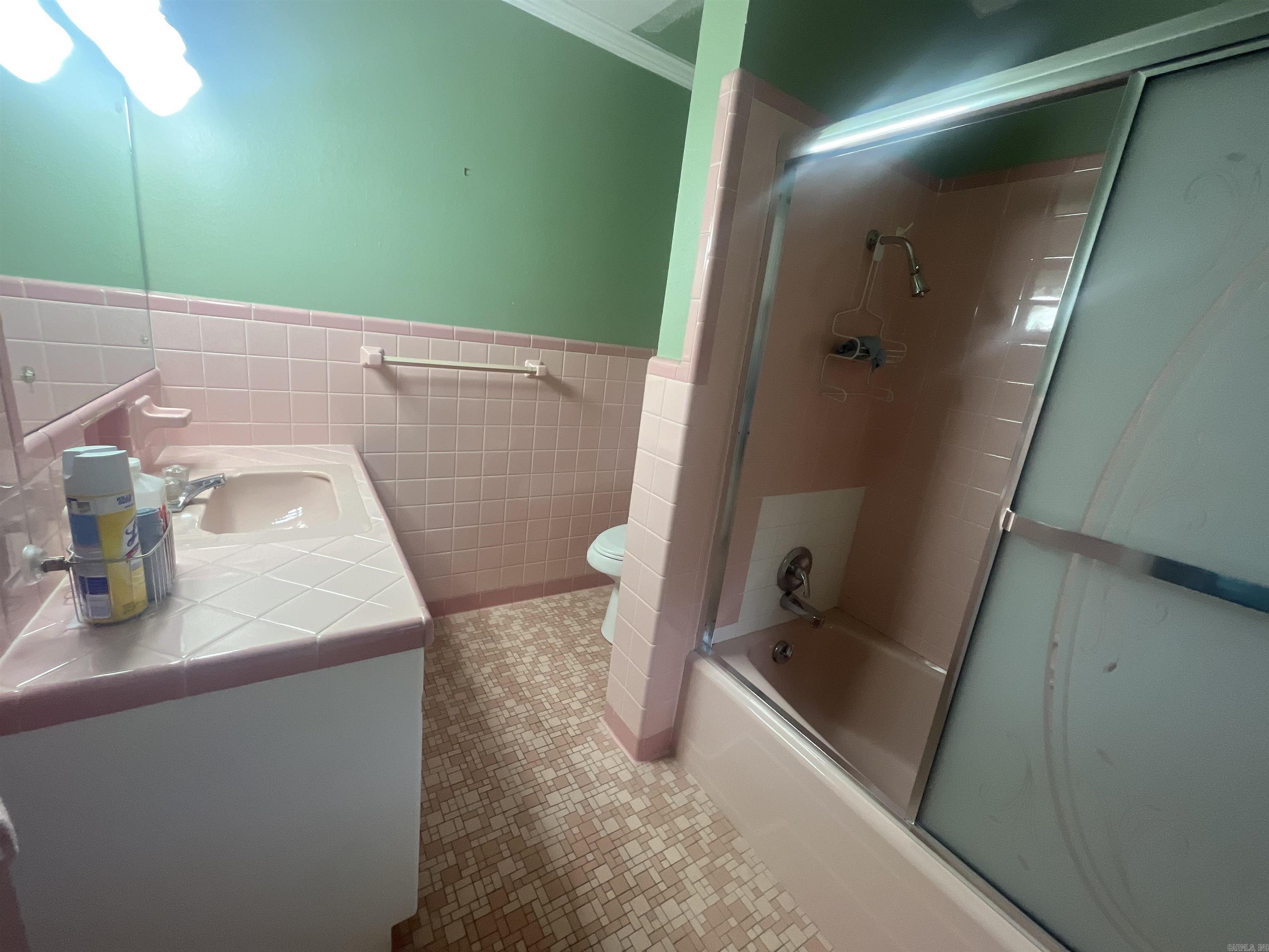 Lund and Hill Origtownmal - Residential