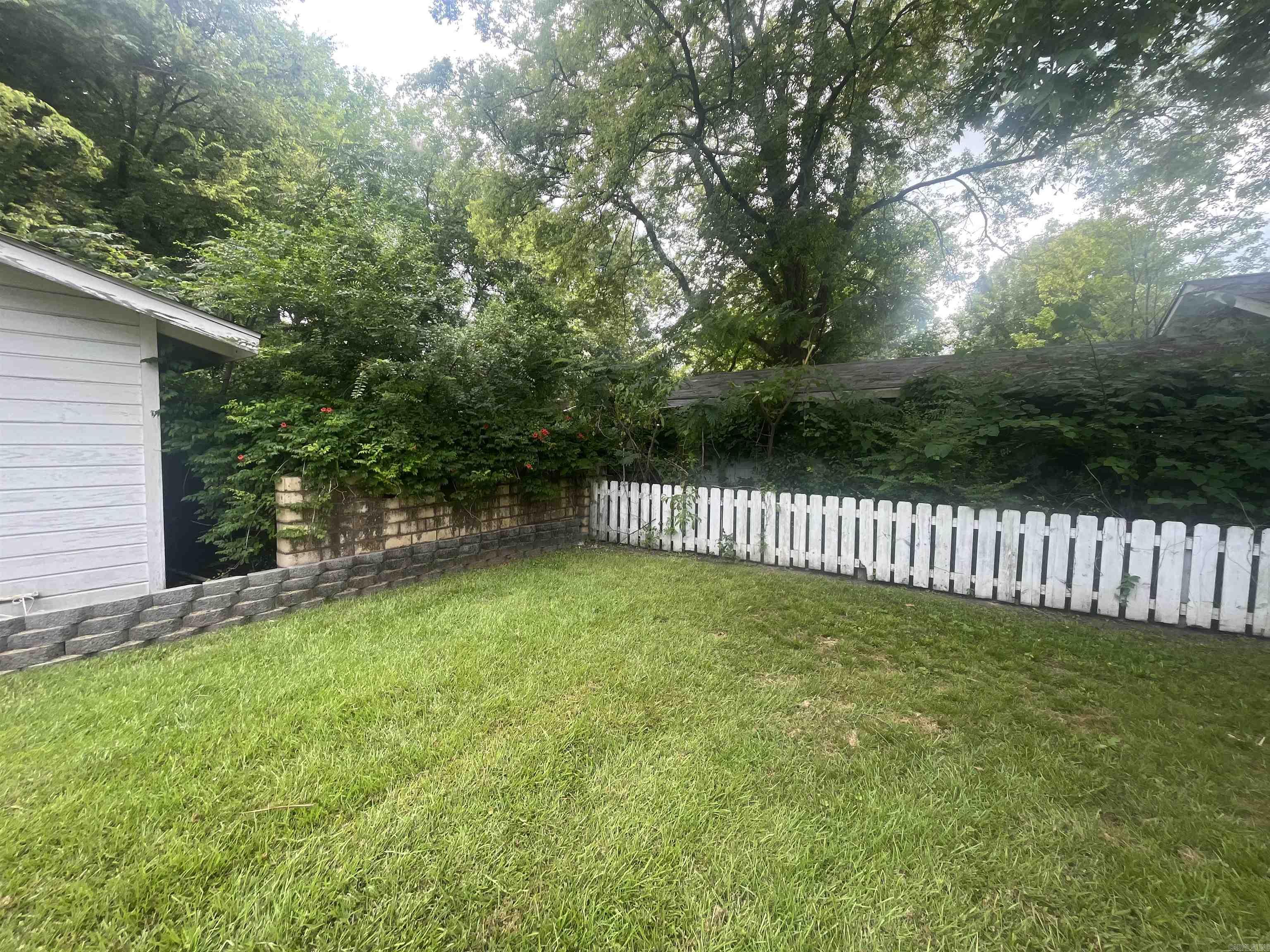 Lund and Hill Origtownmal - Residential