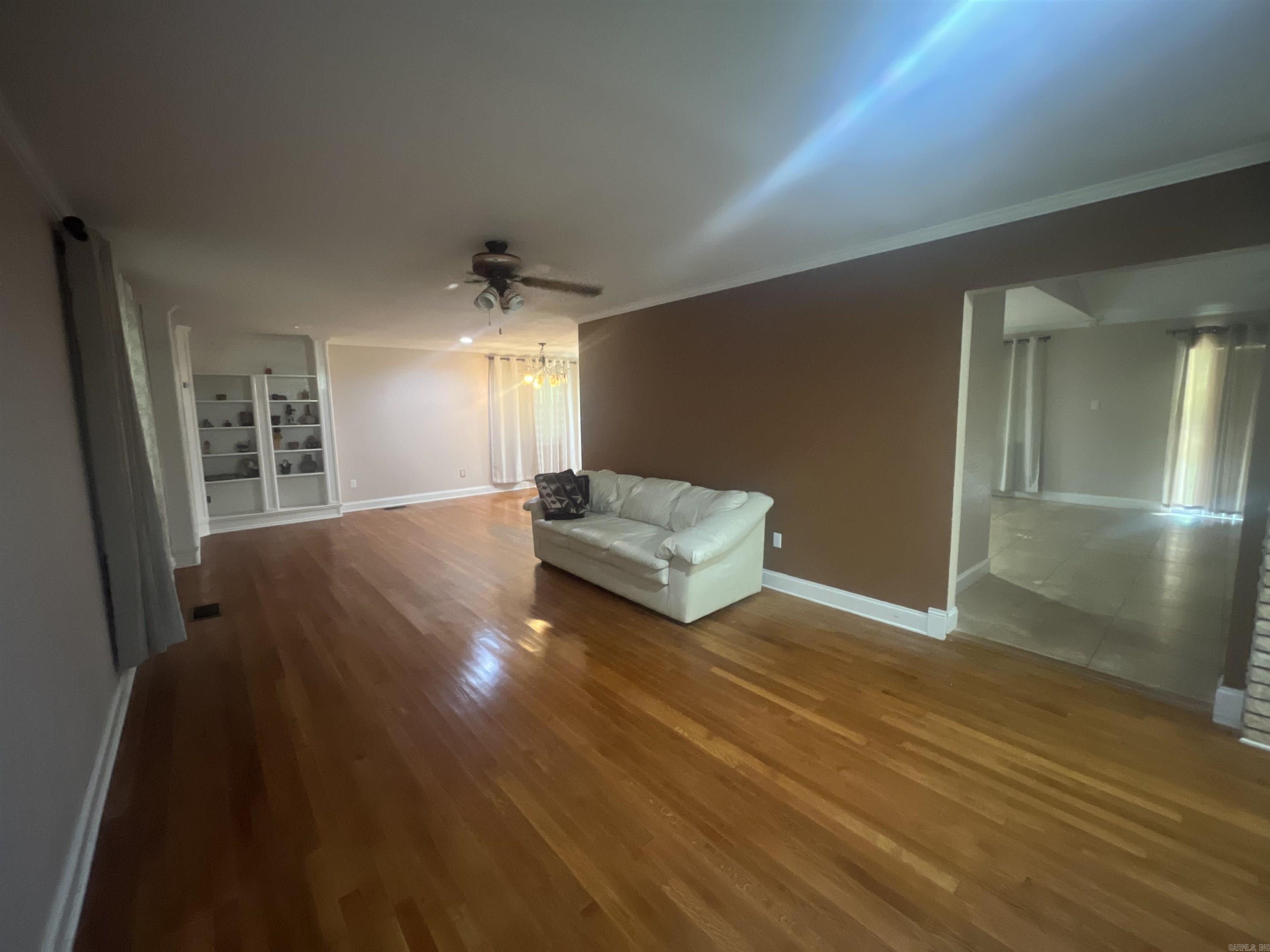 Lund and Hill Origtownmal - Residential