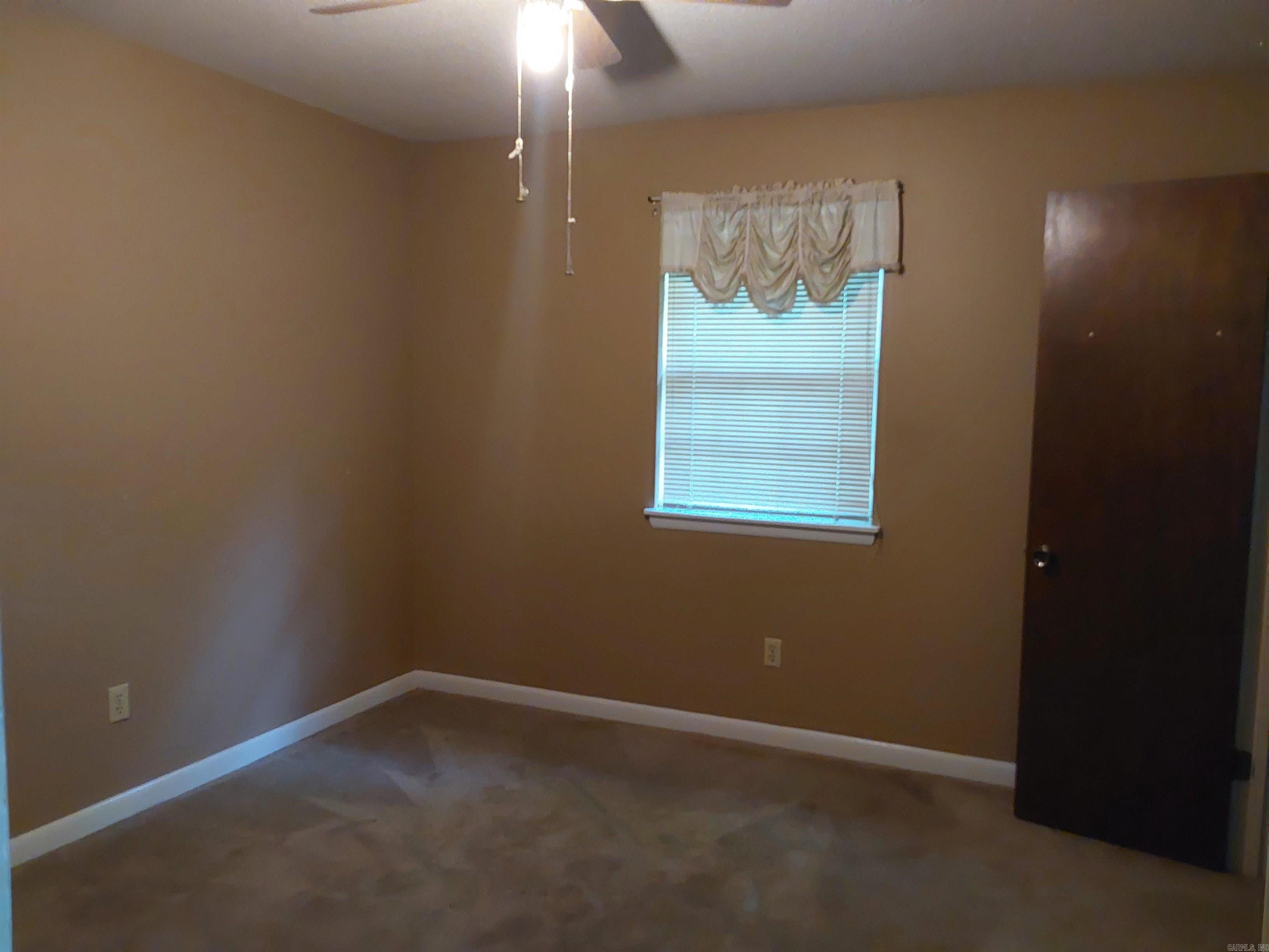 TALL TIMBER WEST - Residential