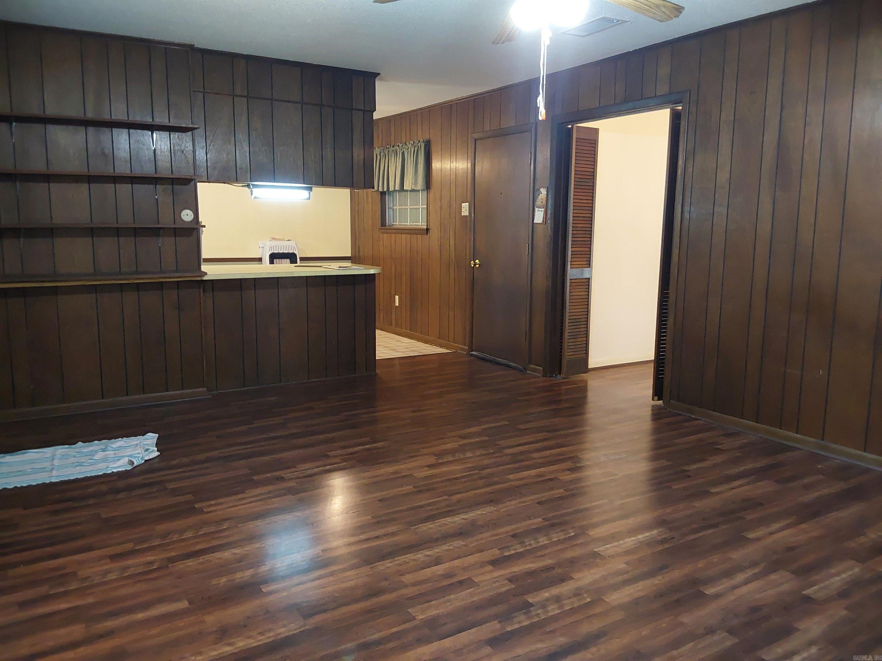 TALL TIMBER WEST - Residential