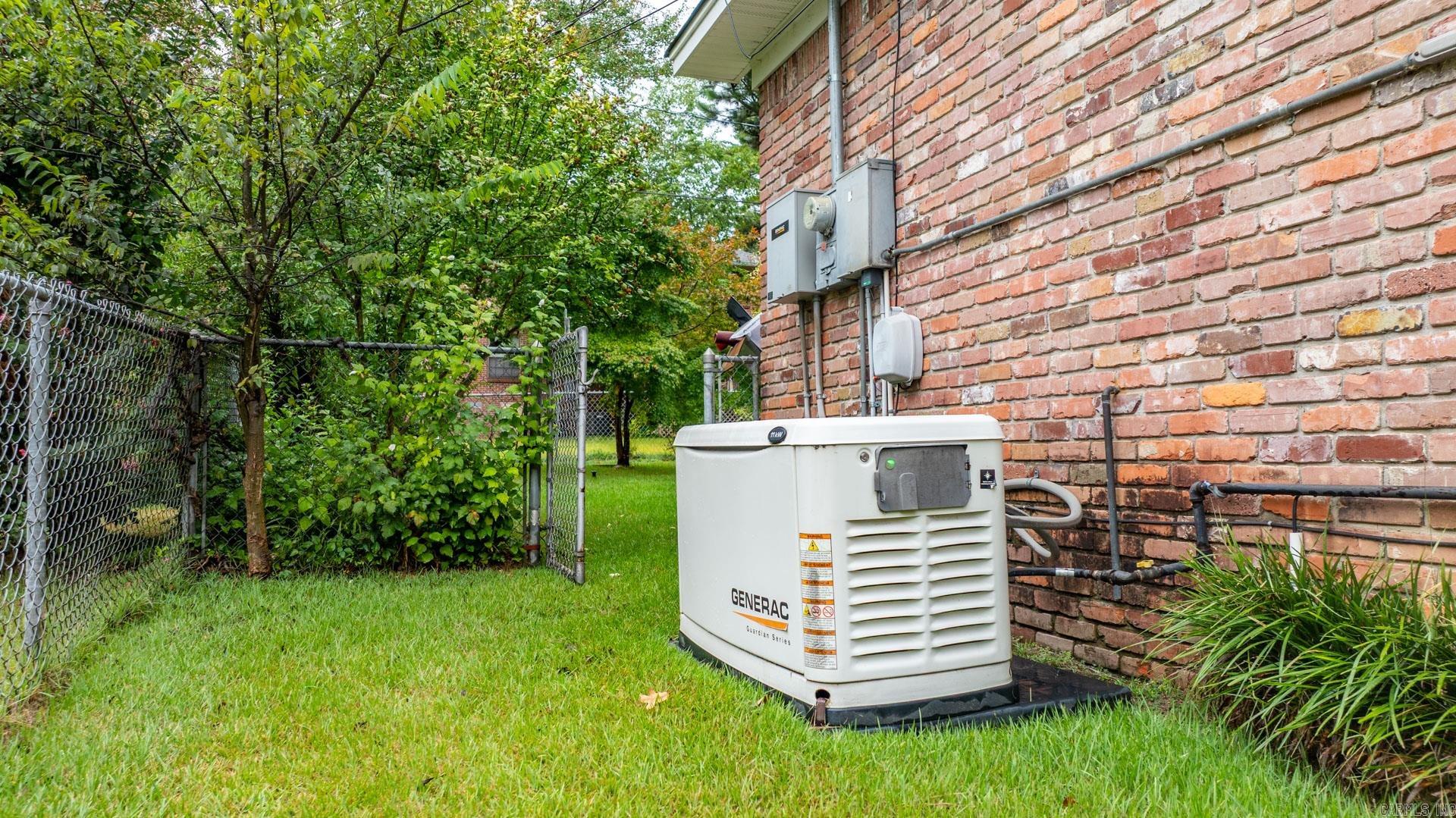 LINDENWOOD - Residential