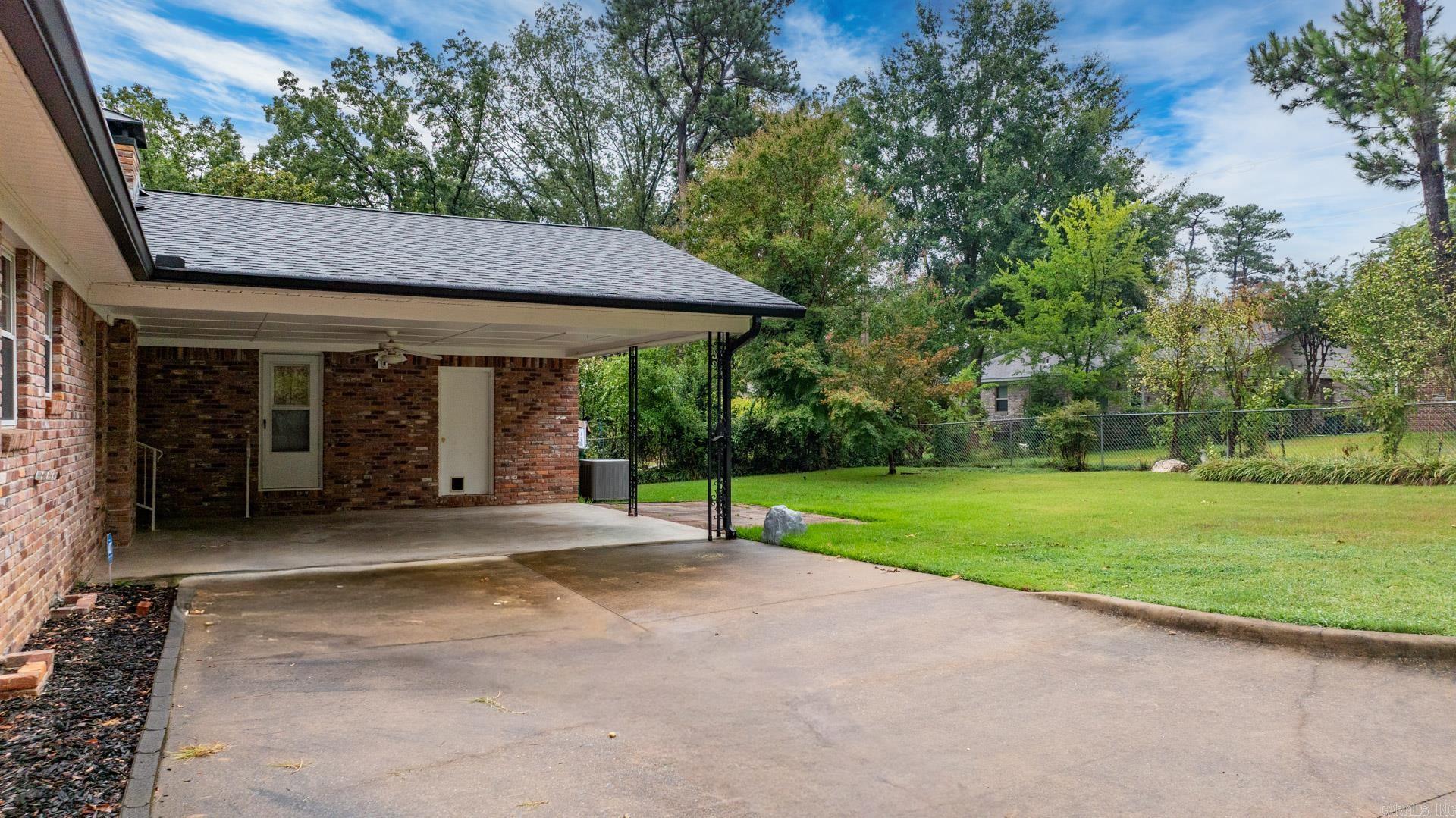 LINDENWOOD - Residential