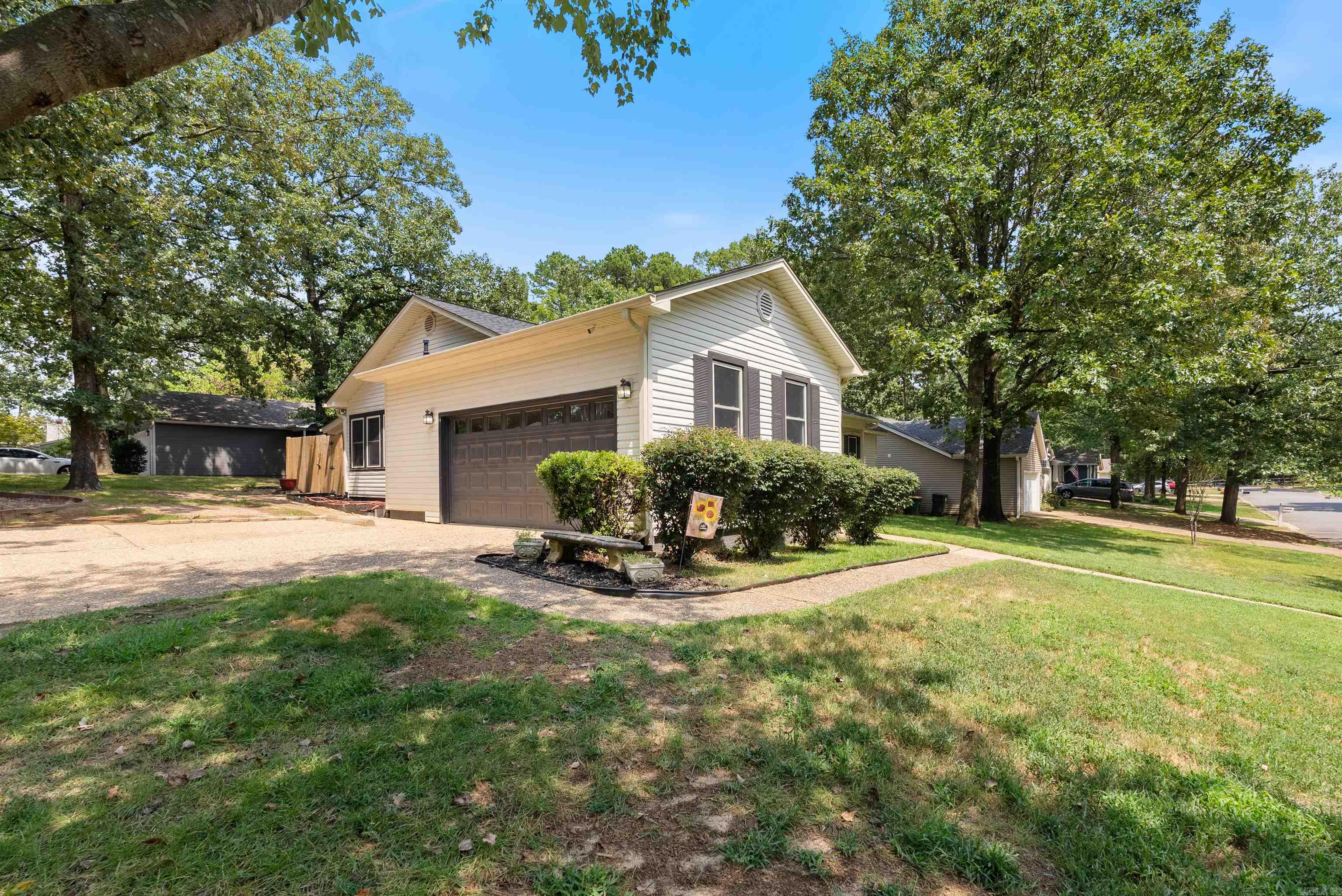 CEDAR RIDGE - Residential