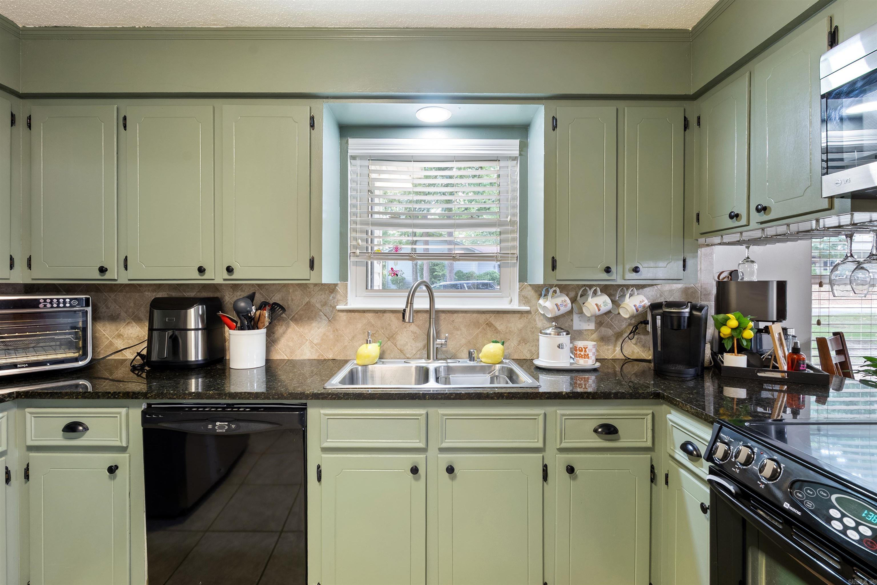 CEDAR RIDGE - Residential