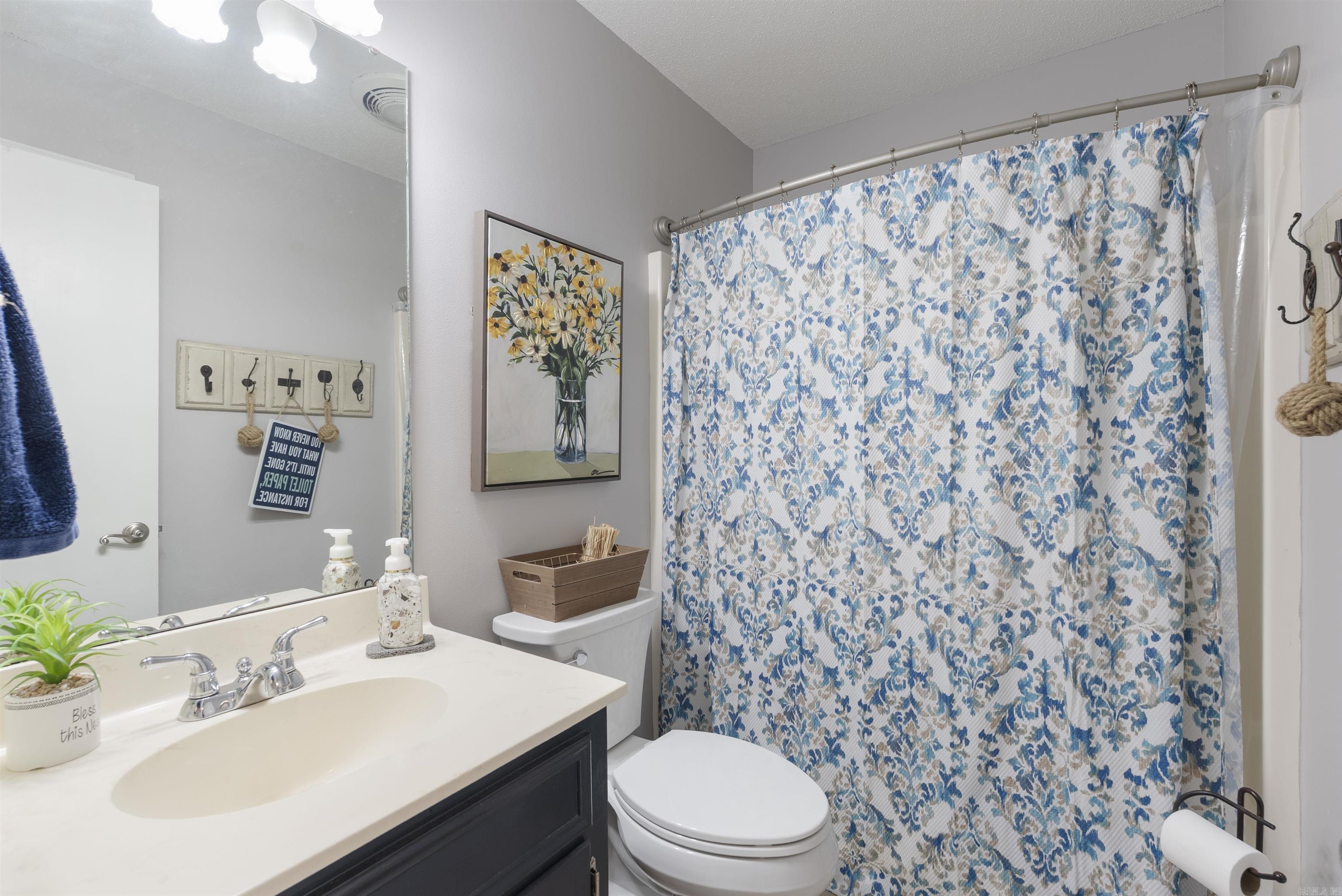 CEDAR RIDGE - Residential