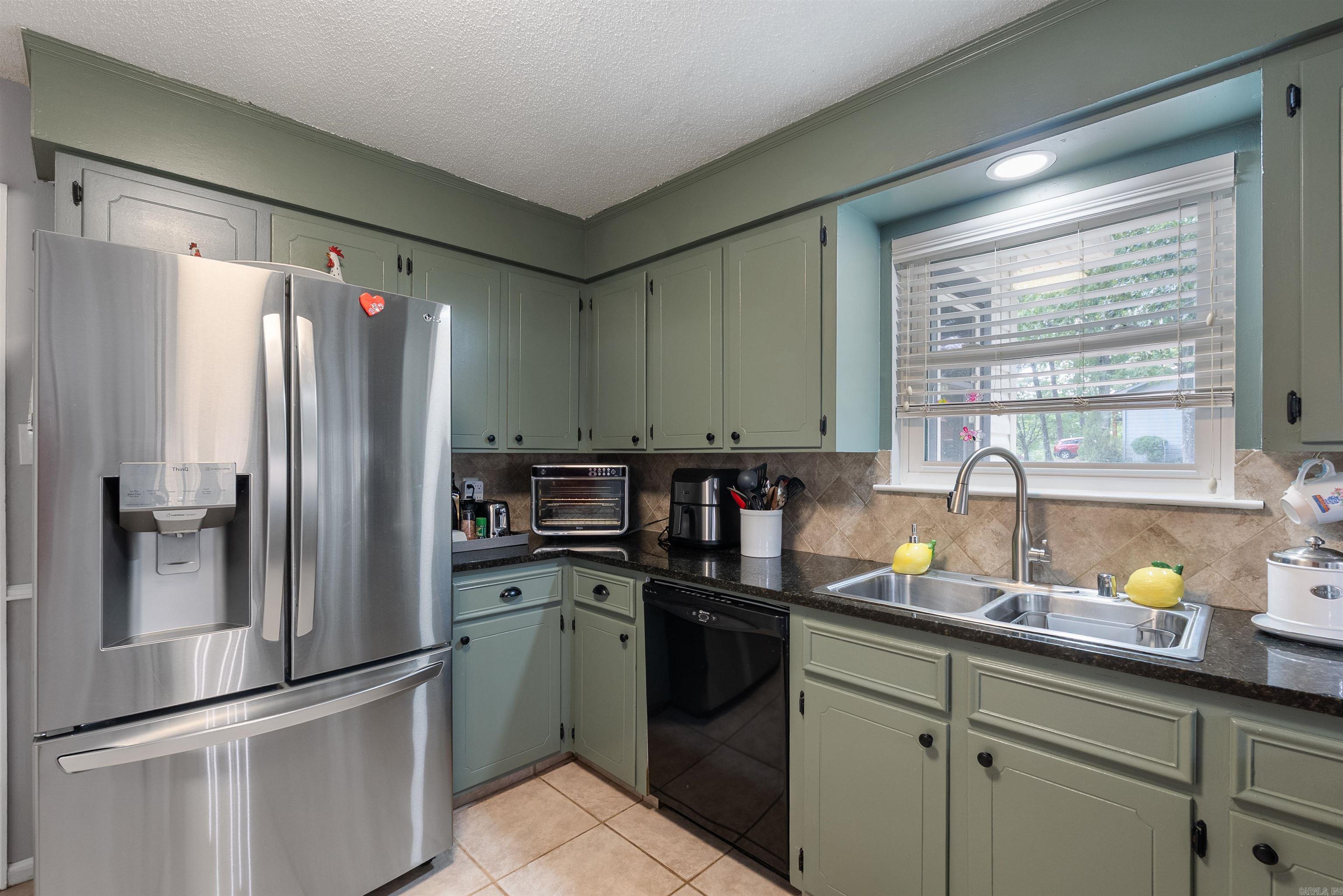 CEDAR RIDGE - Residential