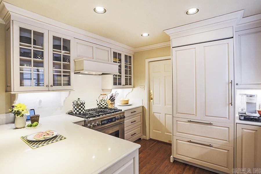 NEWTONS - Residential