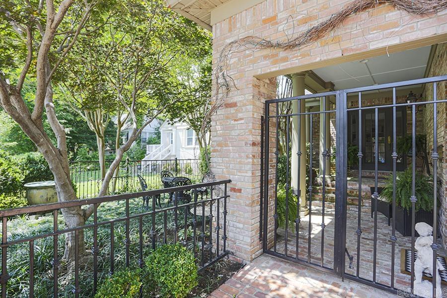 NEWTONS - Residential