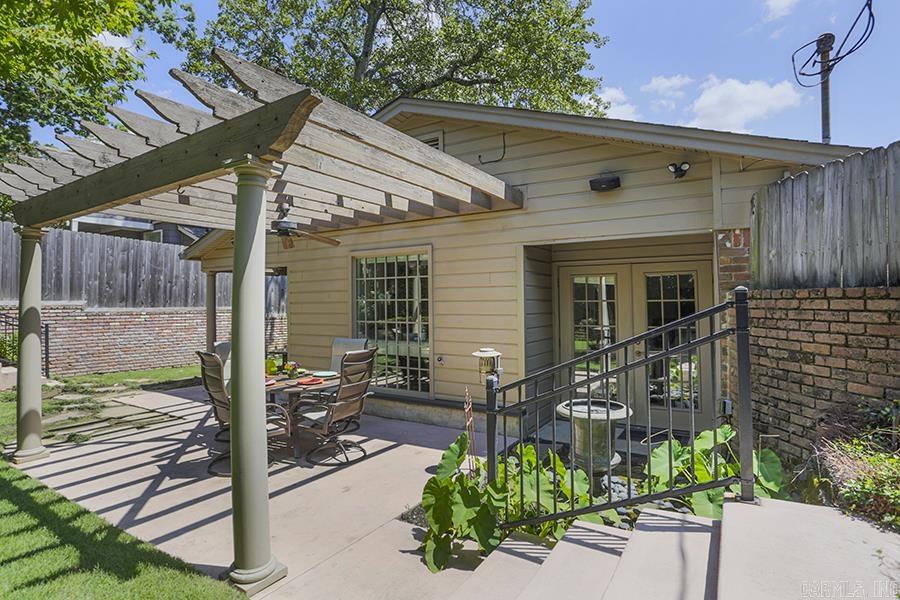 NEWTONS - Residential