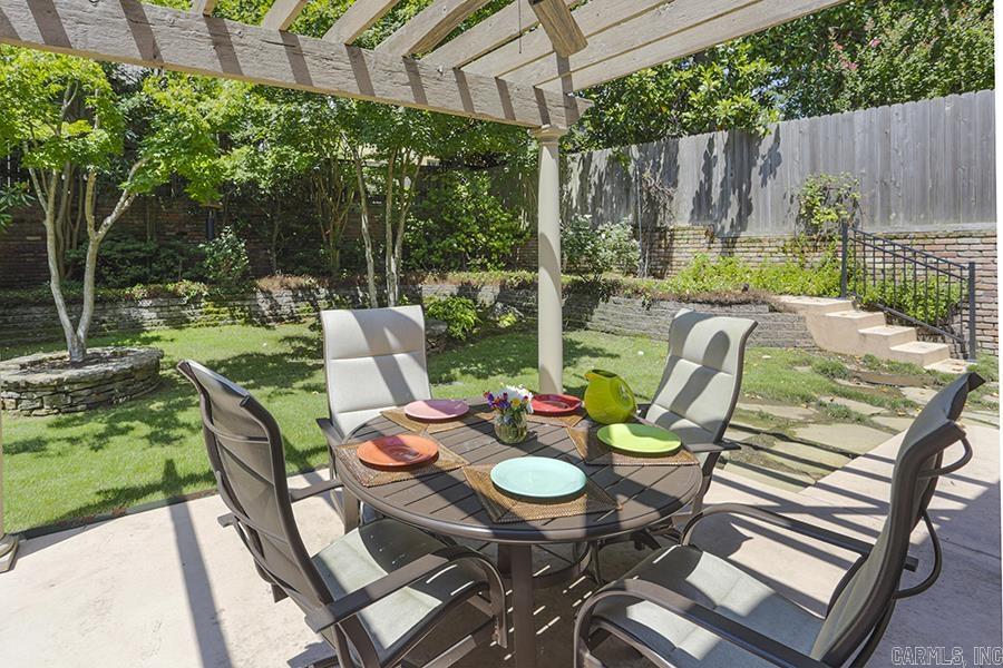 NEWTONS - Residential