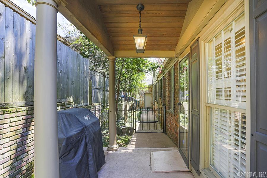 NEWTONS - Residential