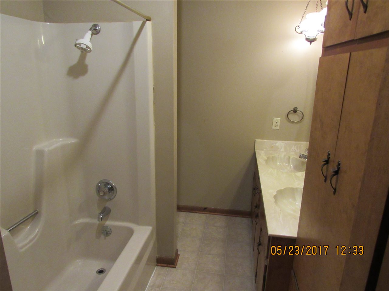 nil - Residential Lease