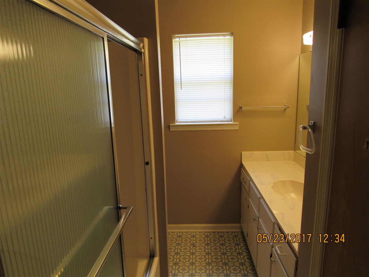 nil - Residential Lease