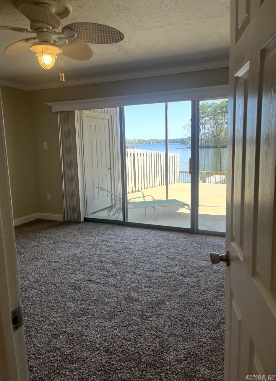 8-3S-19W Unplatted Hot S - Residential Income