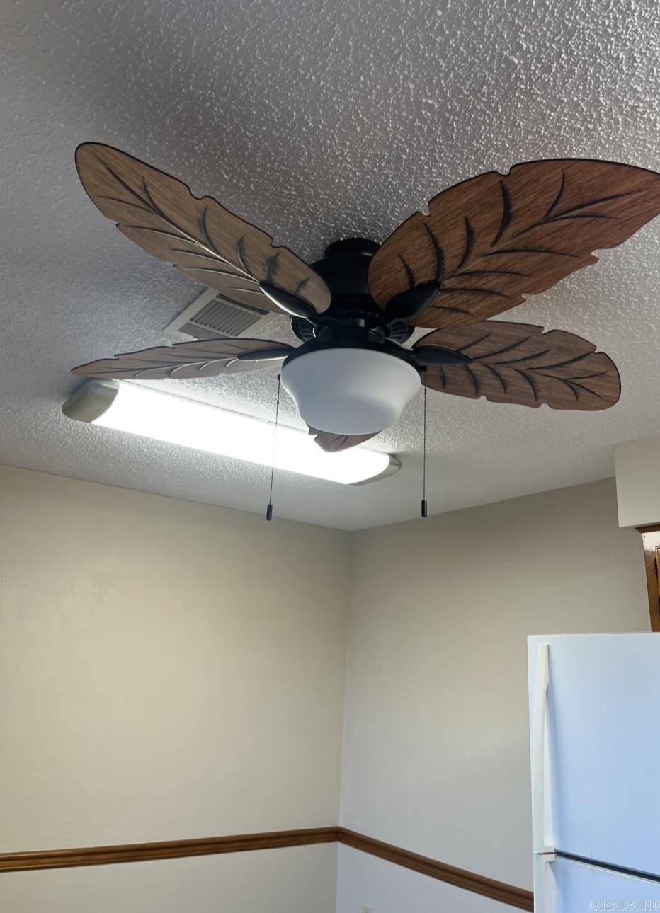 8-3S-19W Unplatted Hot S - Residential Income