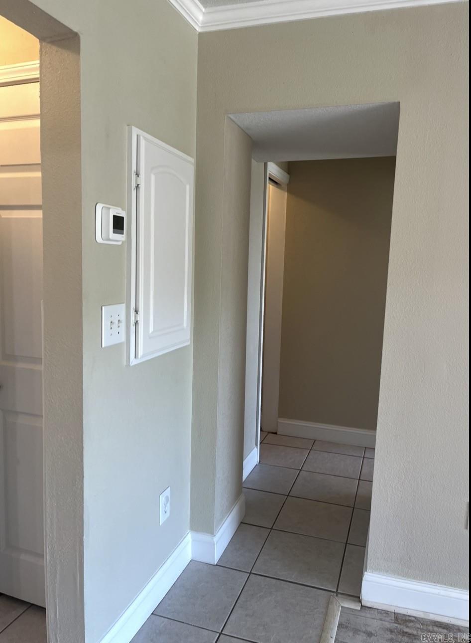 8-3S-19W Unplatted Hot S - Residential Income