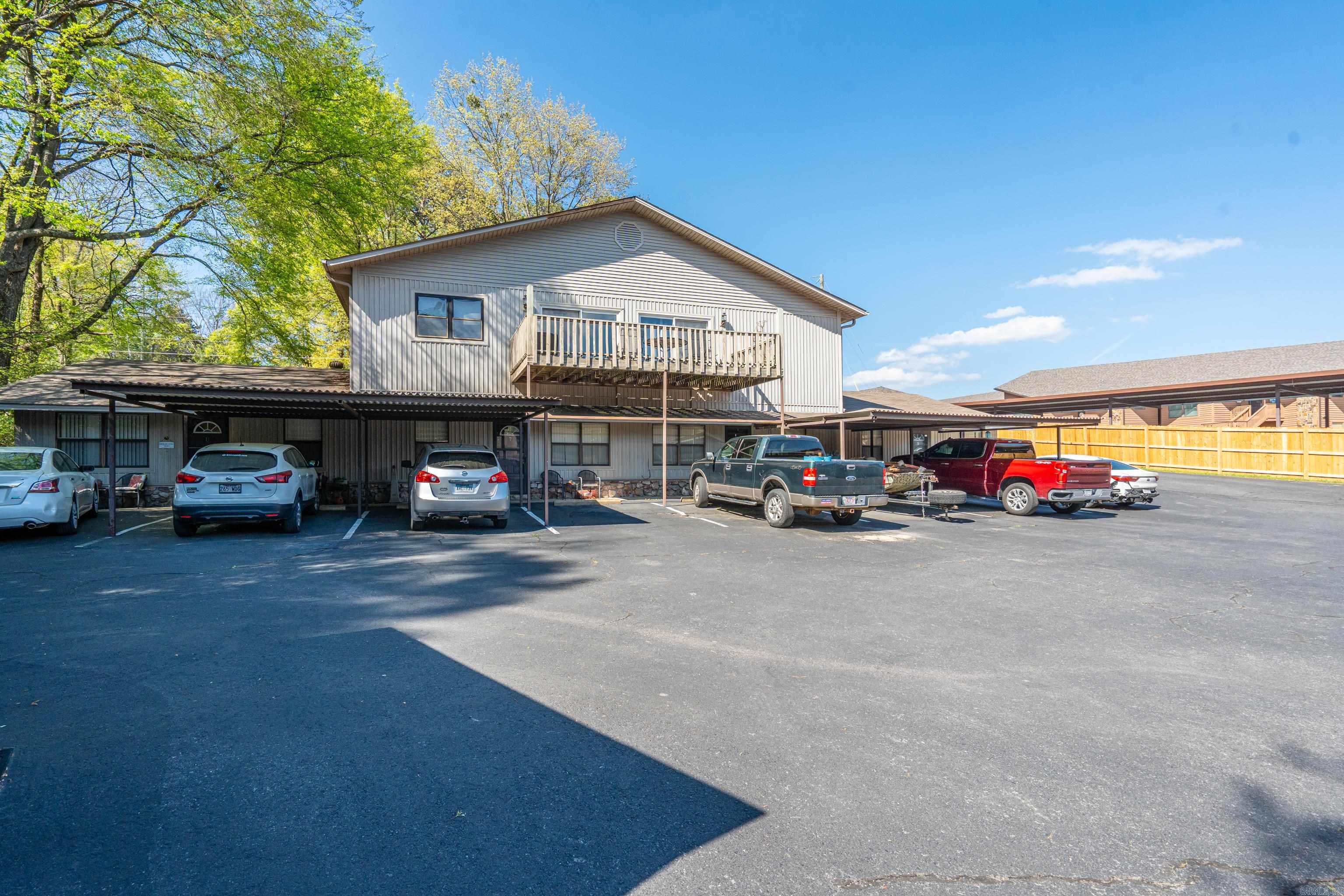 8-3S-19W Unplatted Hot S - Residential Income