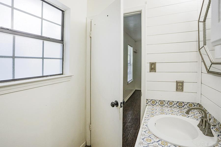 CARYWOOD - Residential