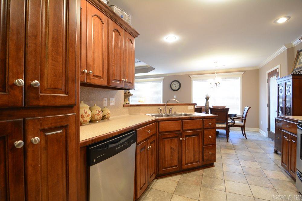 JAXON TERRACE - Residential