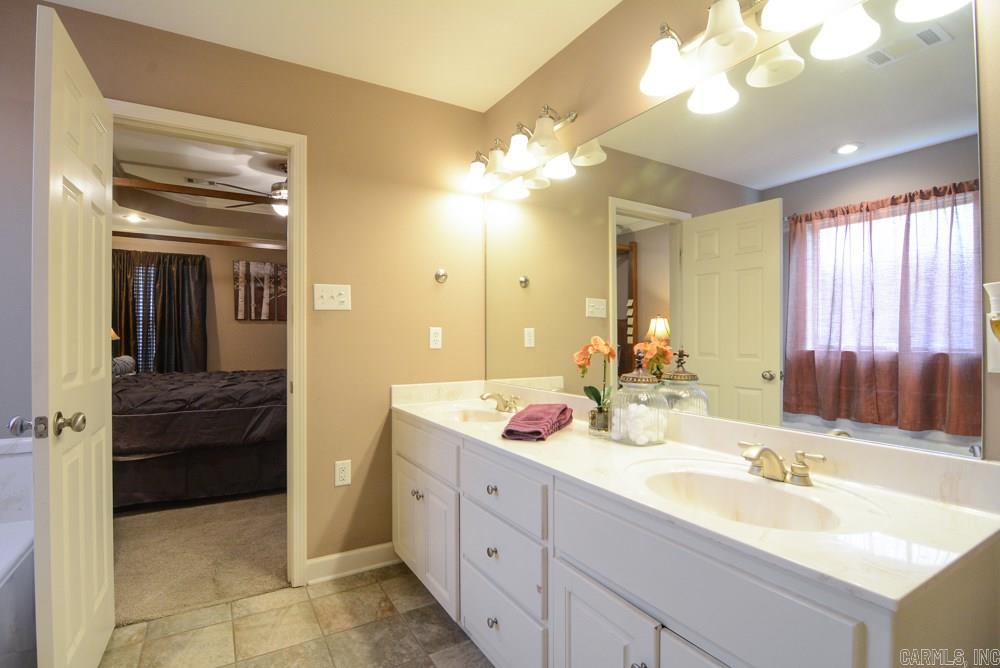 JAXON TERRACE - Residential