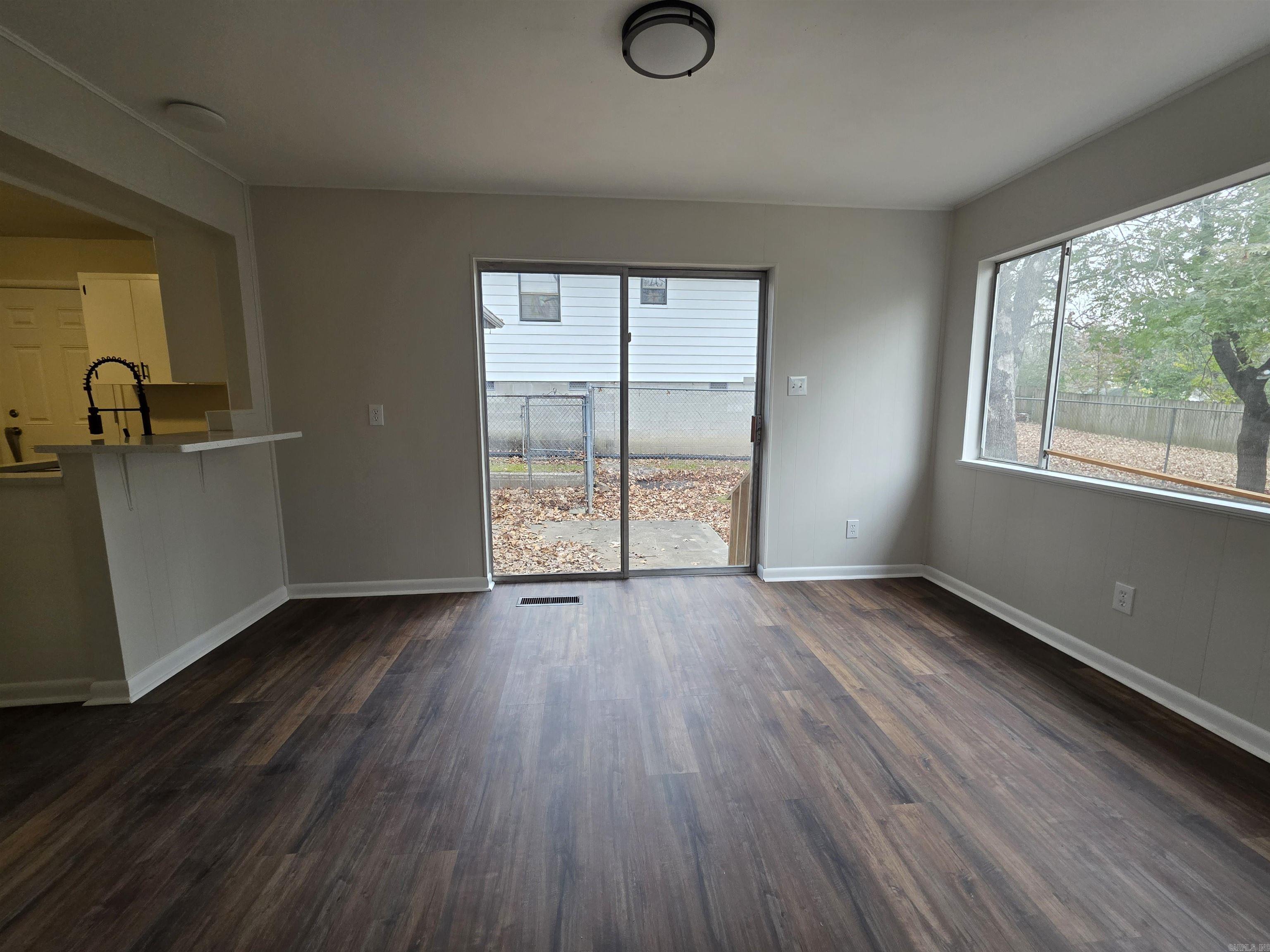 JULIE ADDN - NORTH LITTLE ROCK - Residential Lease