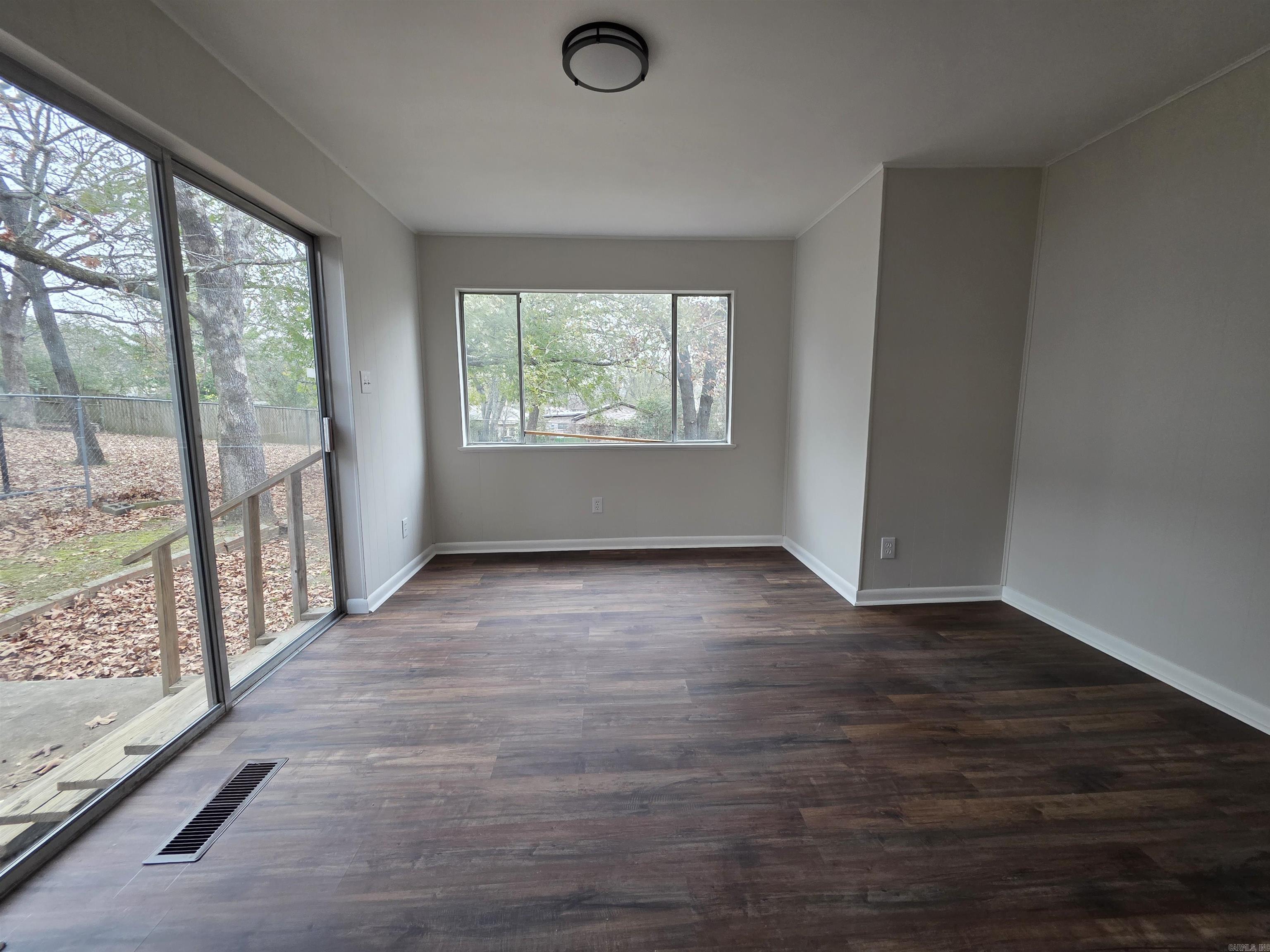 JULIE ADDN - NORTH LITTLE ROCK - Residential Lease