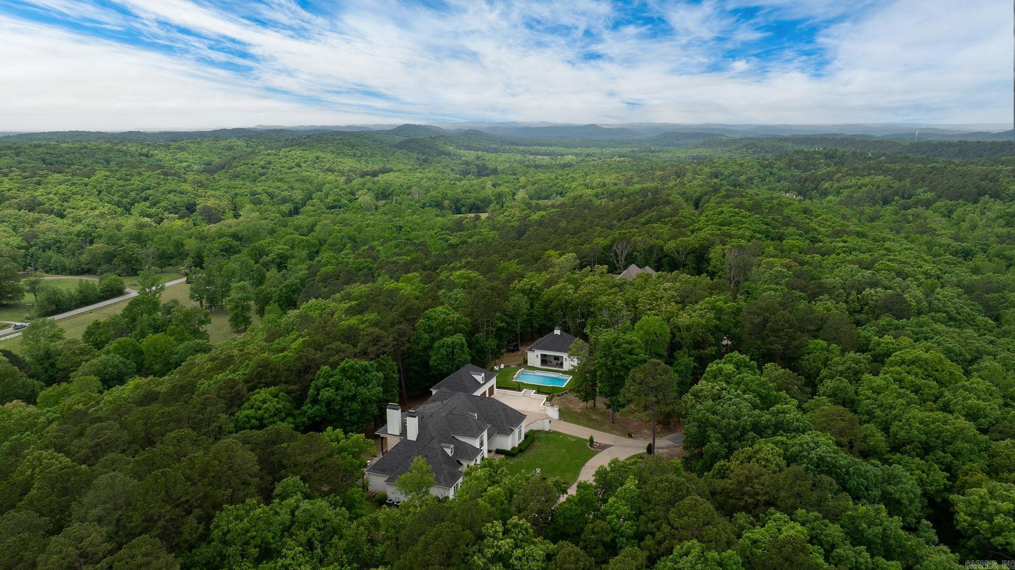 CHENAL DOWNS - Residential