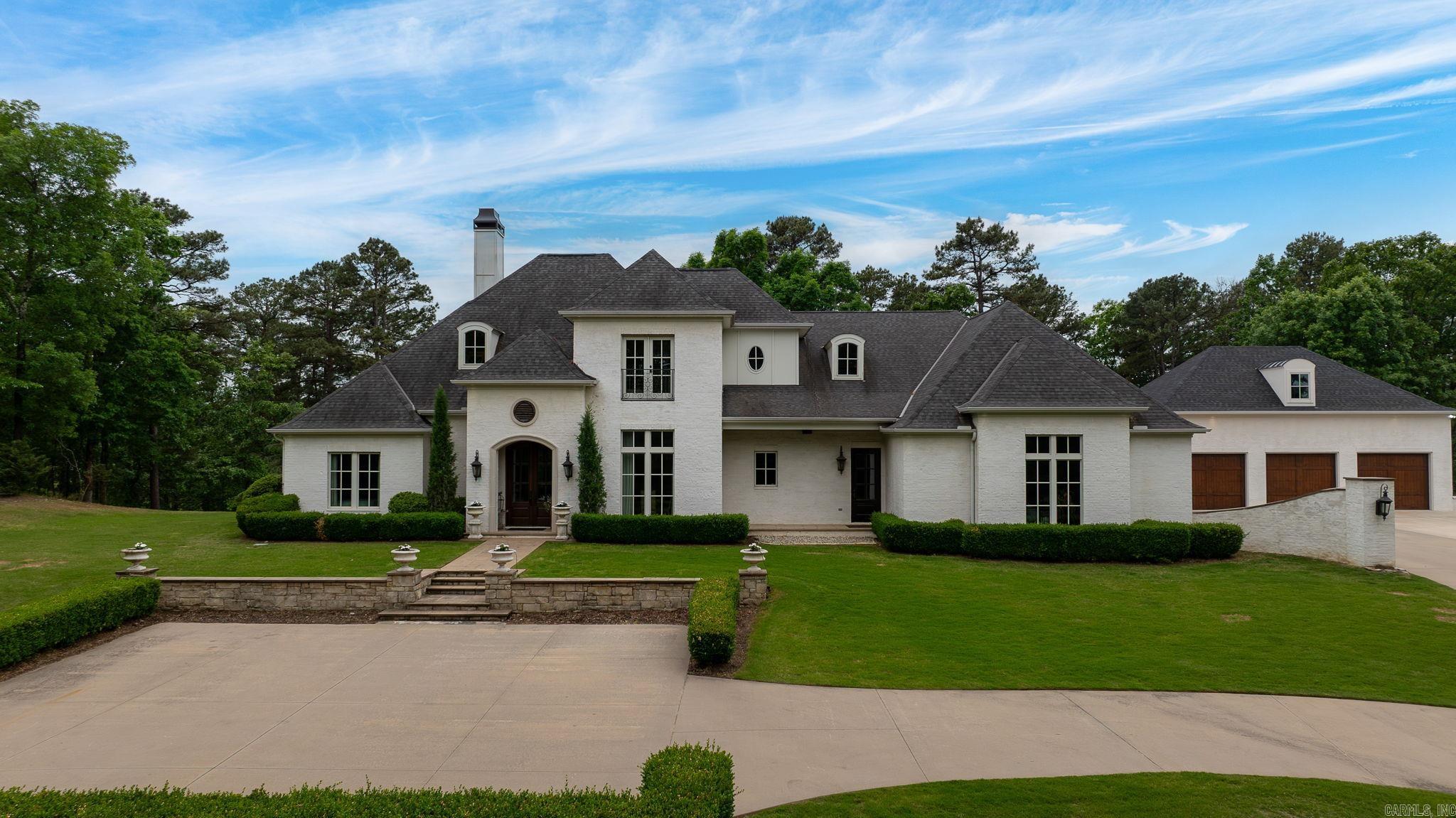 CHENAL DOWNS - Residential