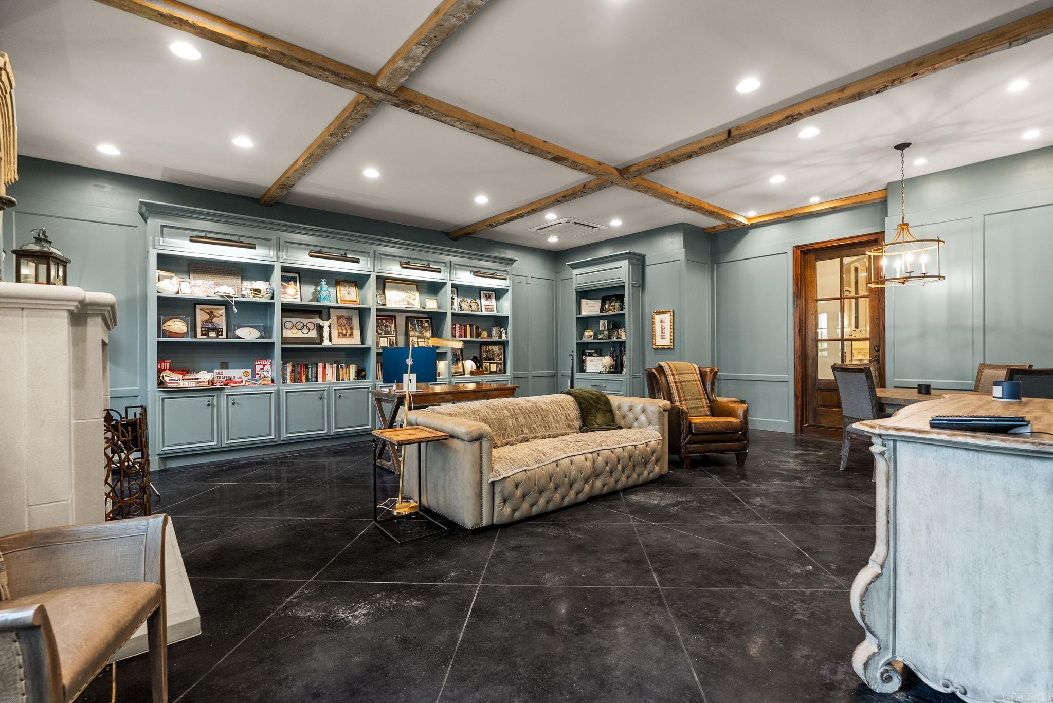 CHENAL DOWNS - Residential