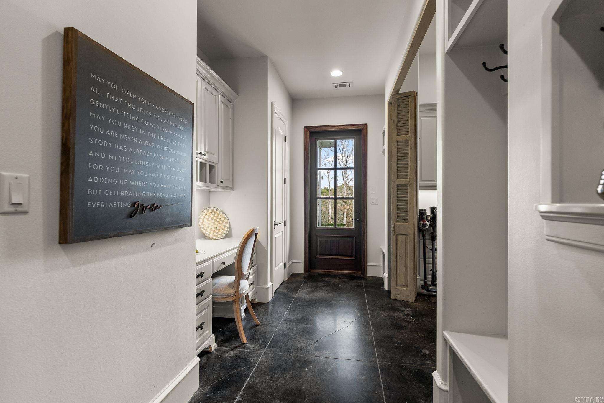 CHENAL DOWNS - Residential