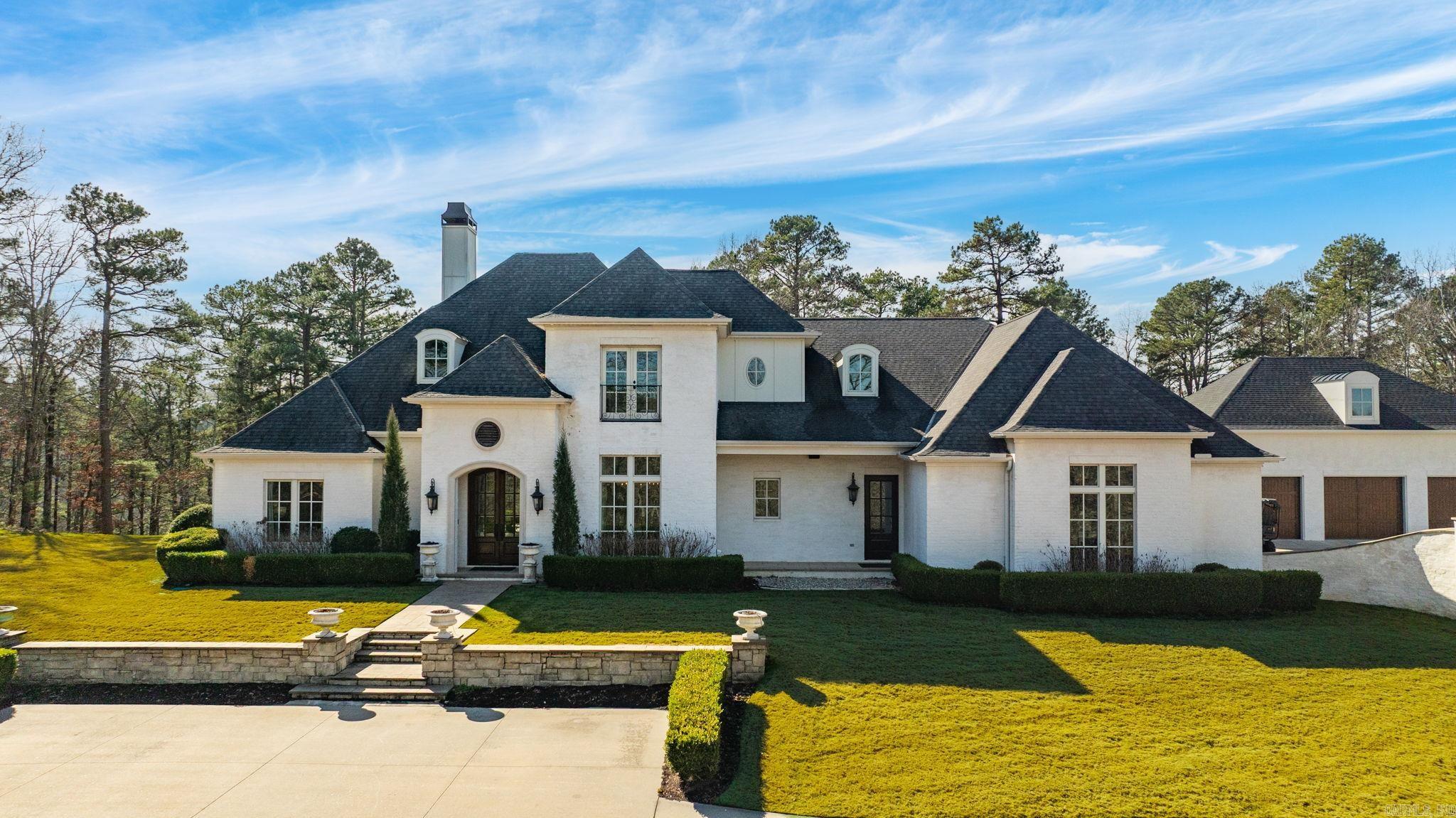 CHENAL DOWNS - Residential