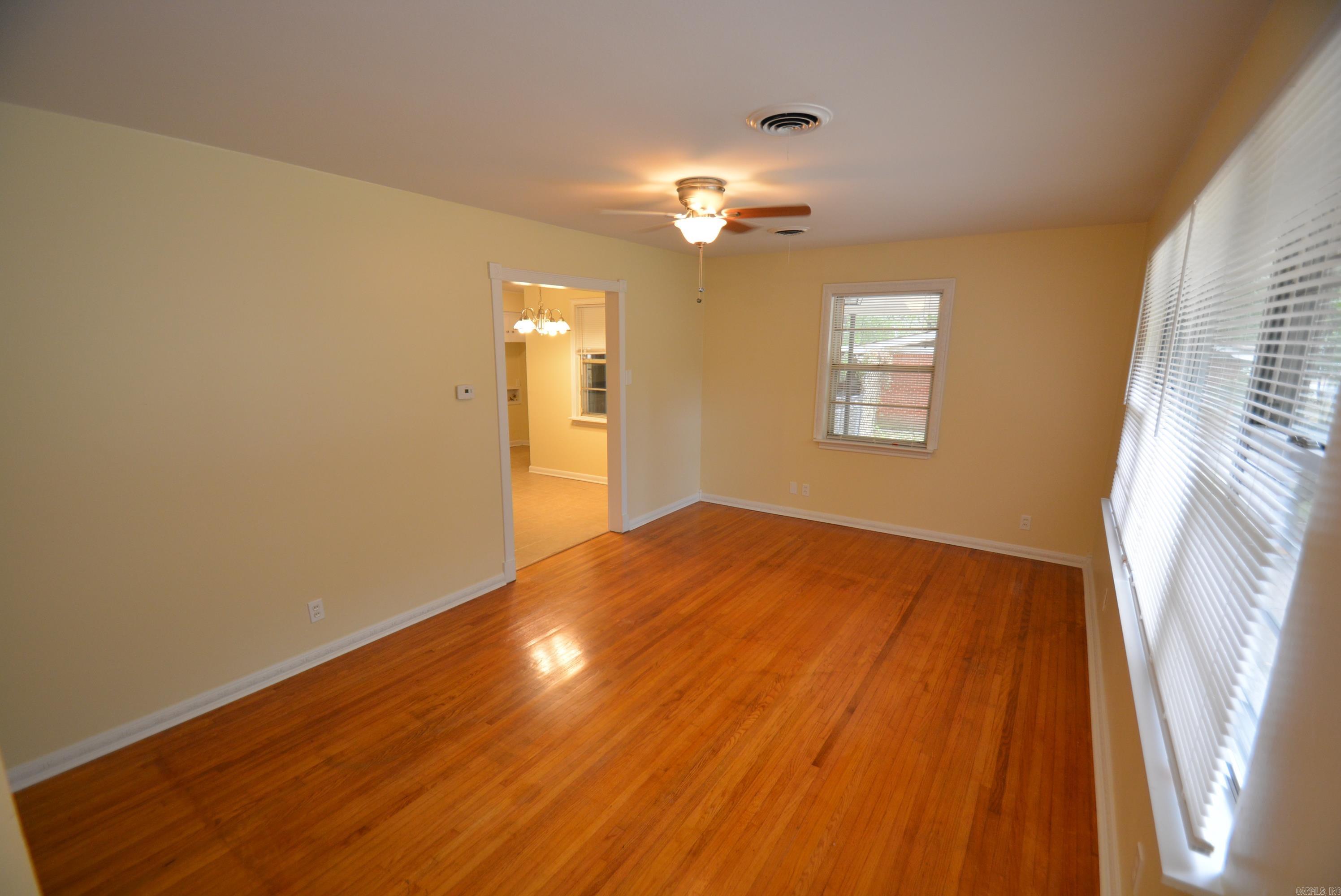 WINDAMERE - Residential