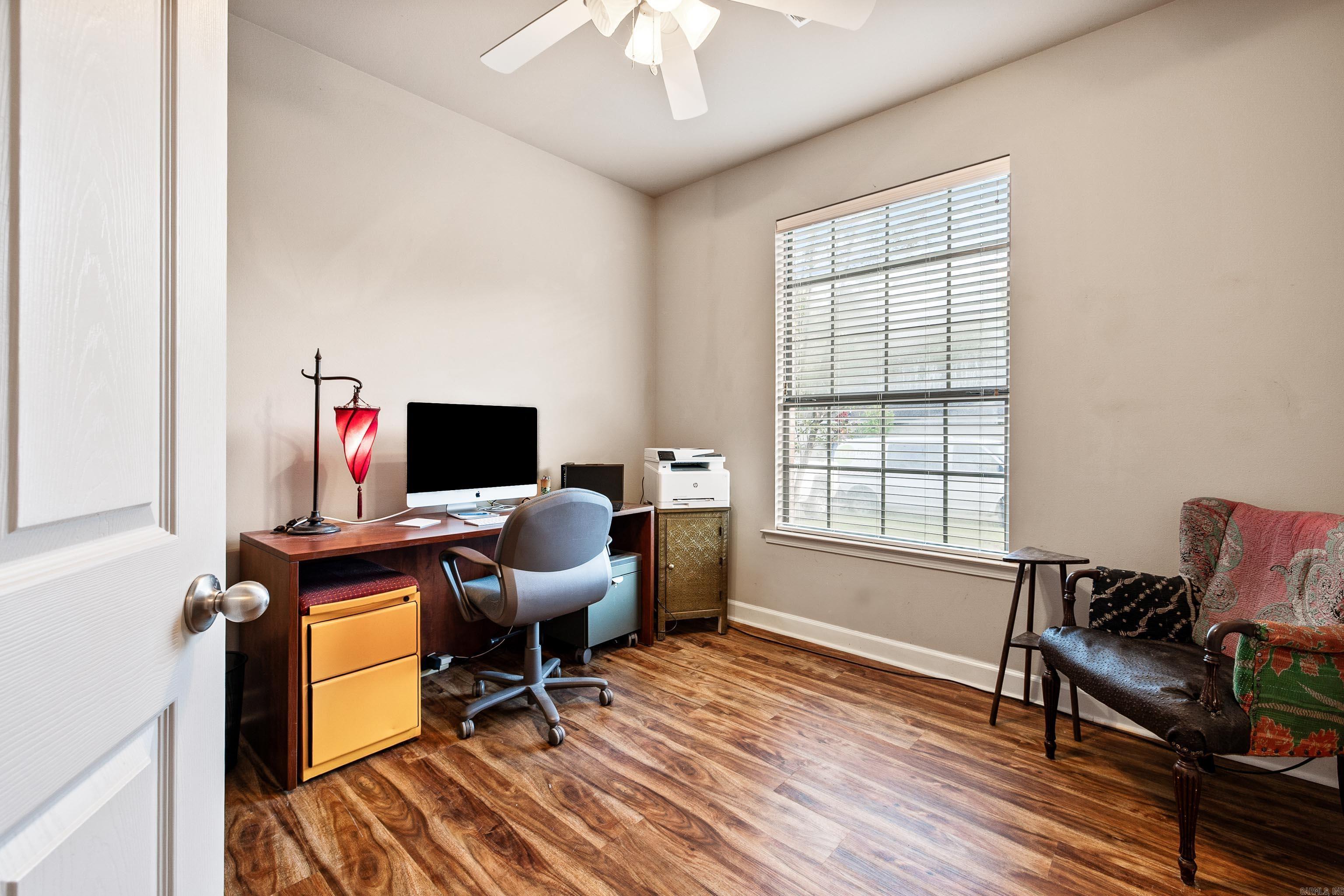 WISTERIA VINEYARD - Residential