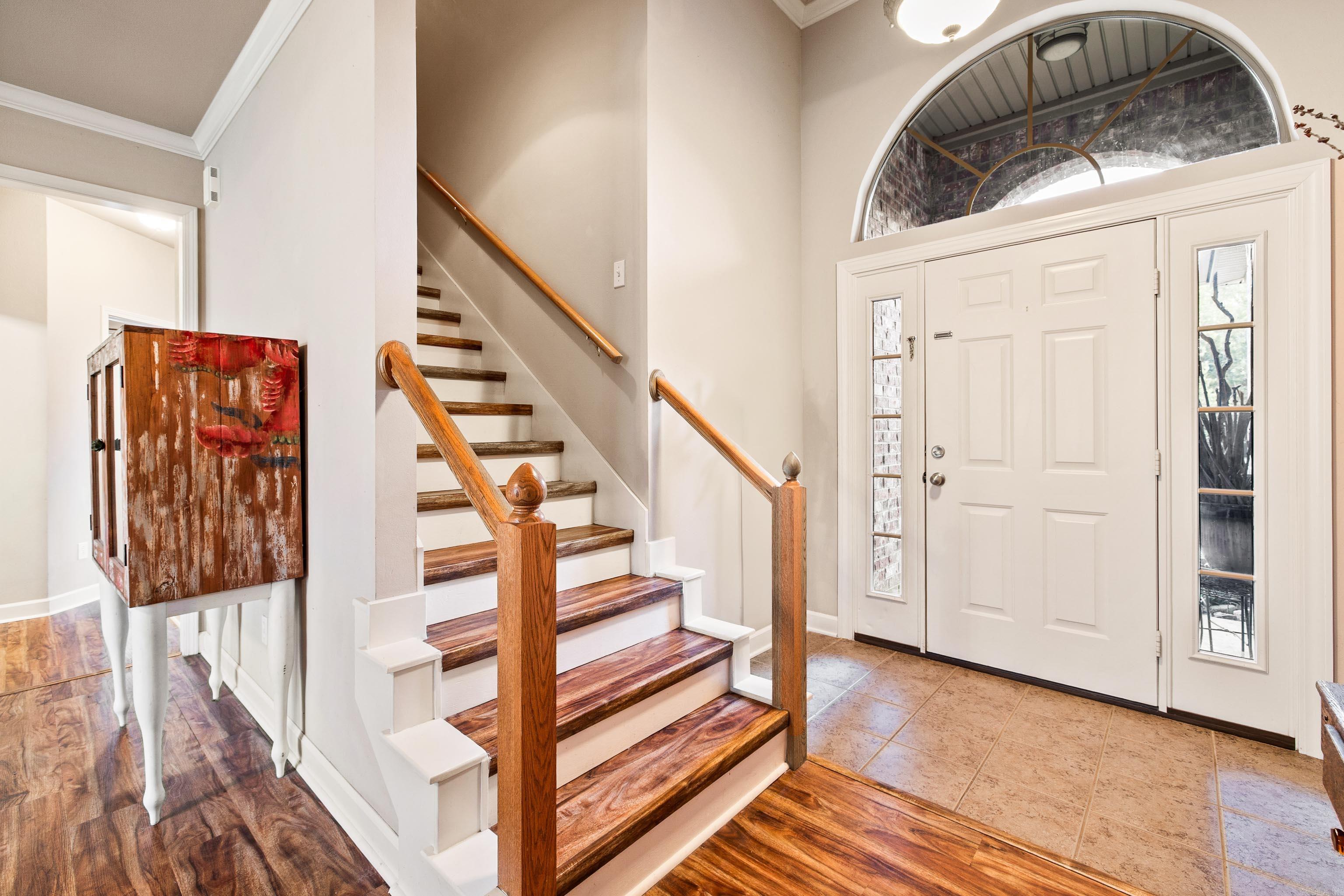 WISTERIA VINEYARD - Residential