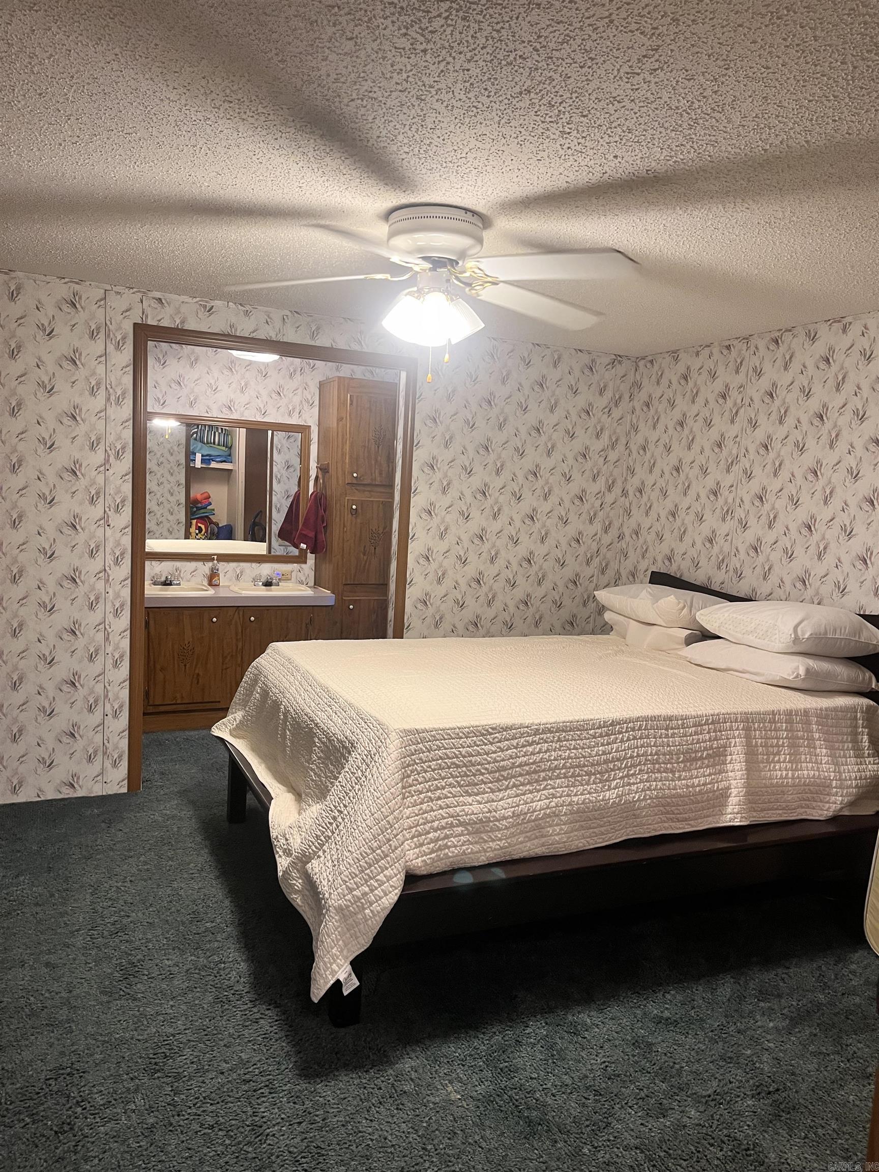 TOWER GROVE - Residential