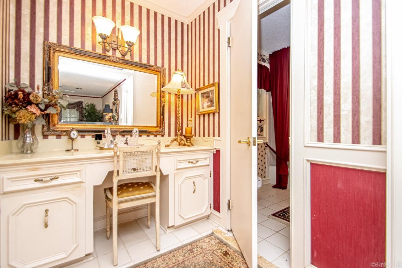 COUNTRY CLUB PARK - Residential