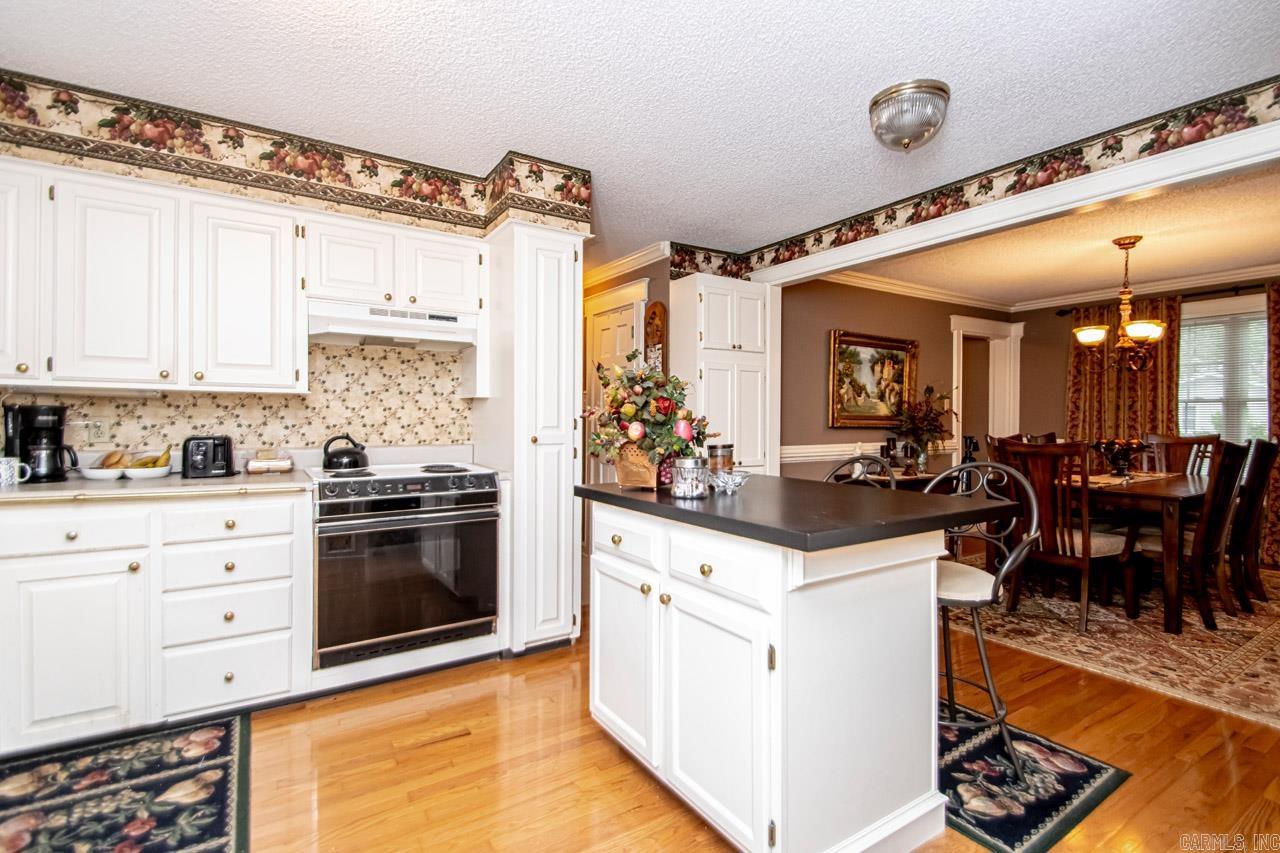 COUNTRY CLUB PARK - Residential