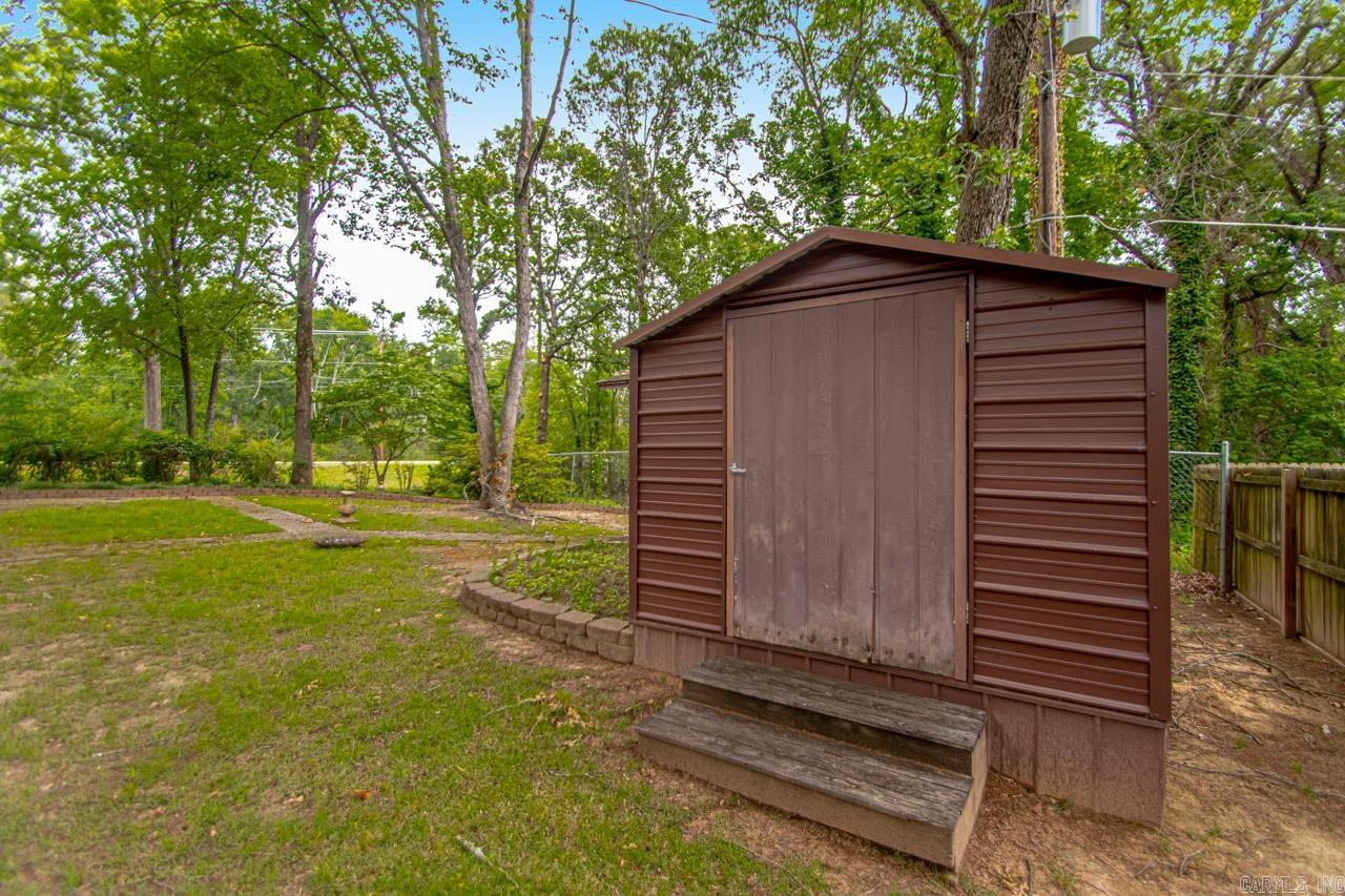 COUNTRY CLUB PARK - Residential