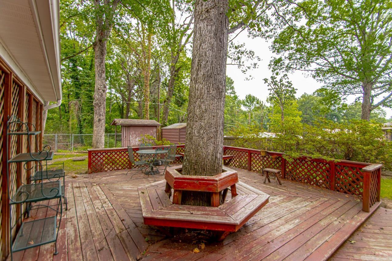 COUNTRY CLUB PARK - Residential