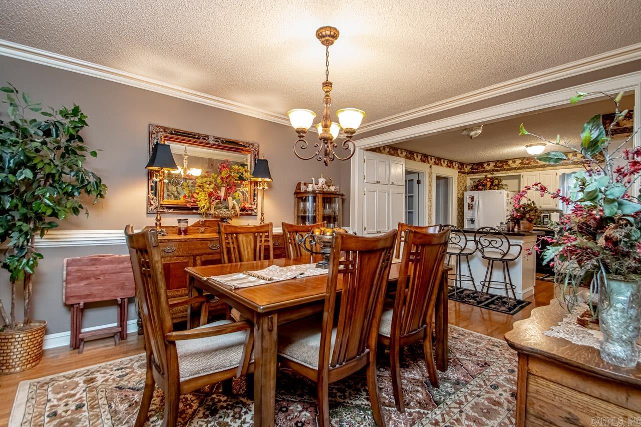 COUNTRY CLUB PARK - Residential