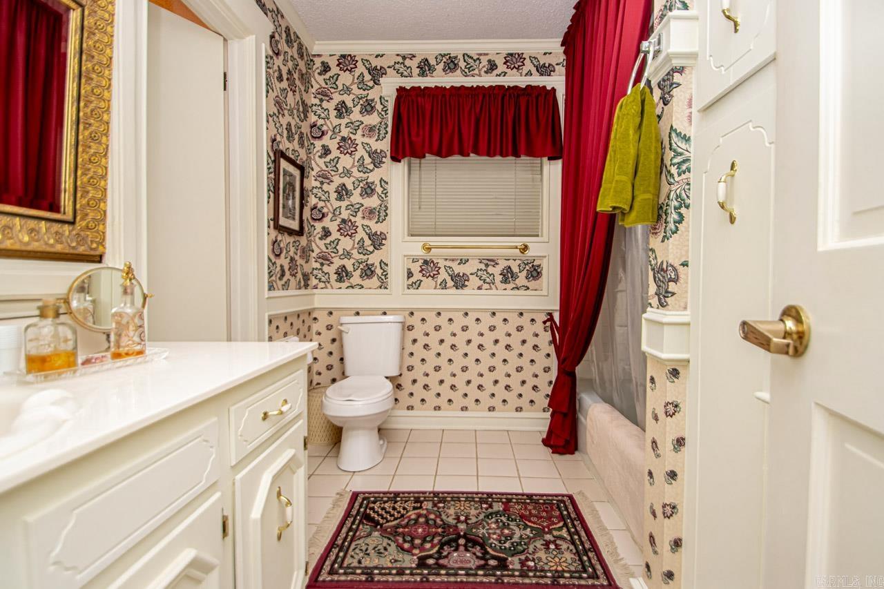 COUNTRY CLUB PARK - Residential