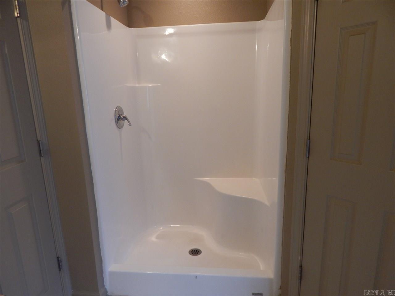 Wisteria Vineyard - Residential Lease