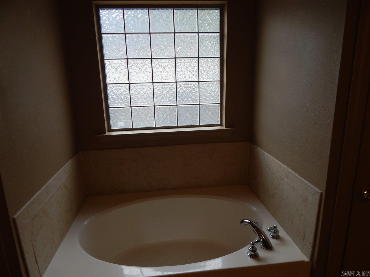 Wisteria Vineyard - Residential Lease