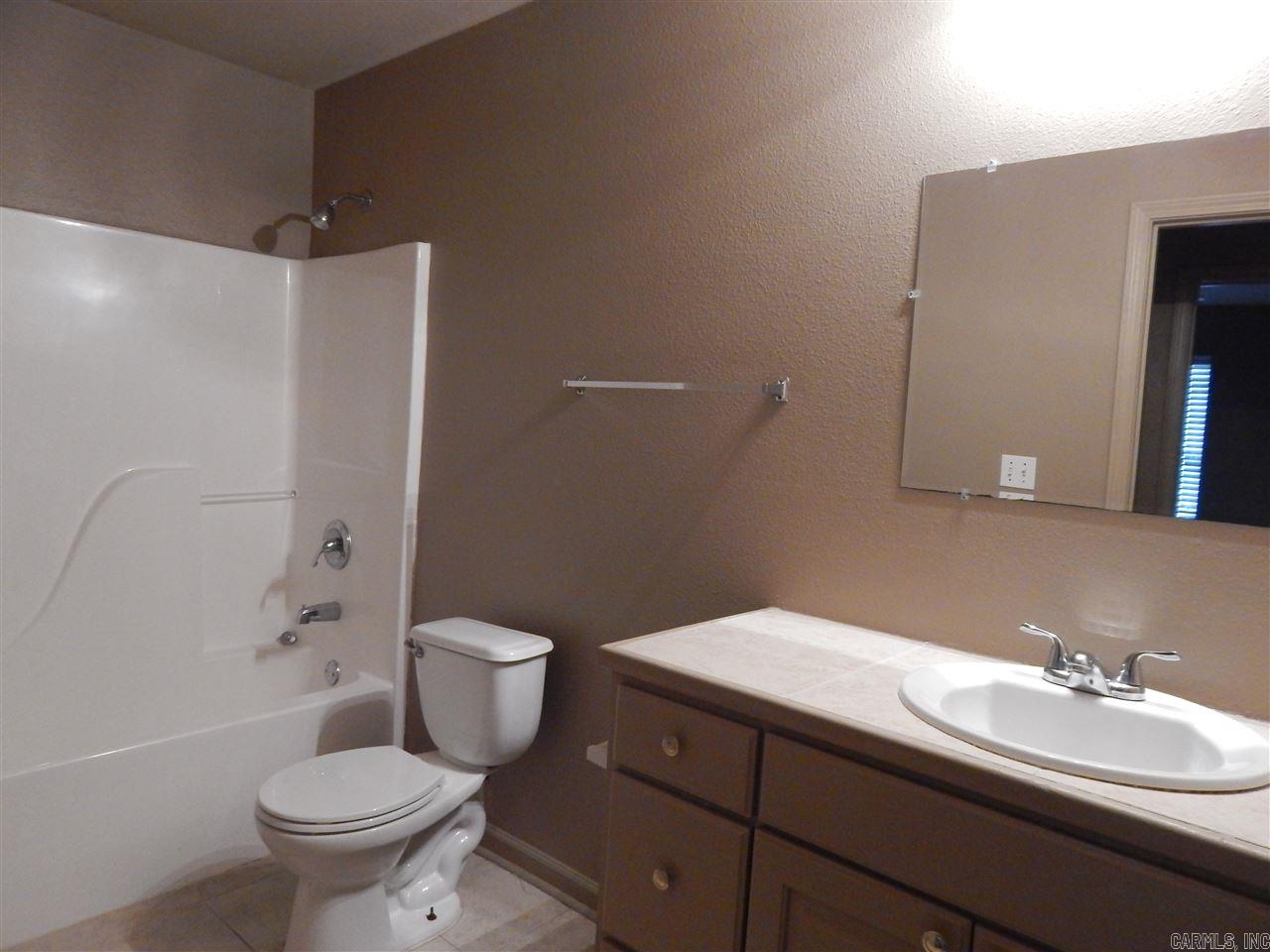 Wisteria Vineyard - Residential Lease